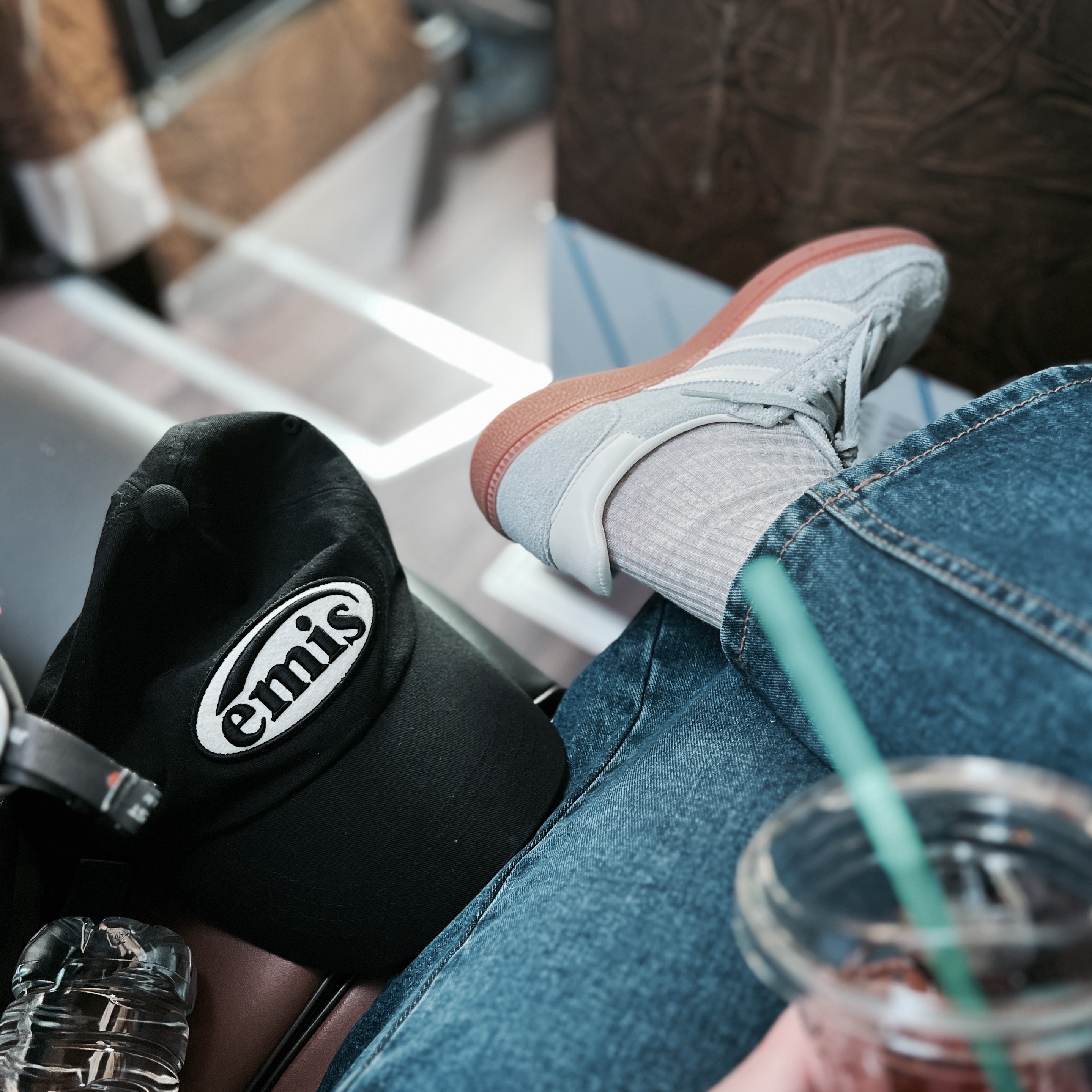 (W) Adidas Spezial Handball Wonder Silver Off White, Emis New Logo Emis Cap Black 착용 스타일