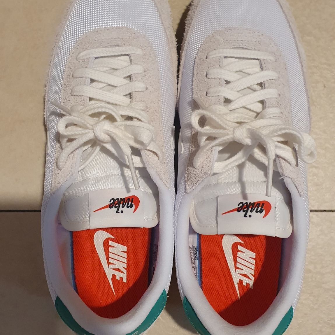 (W) Nike Daybreak Vintage Stadium Green 착용 스타일 - 1