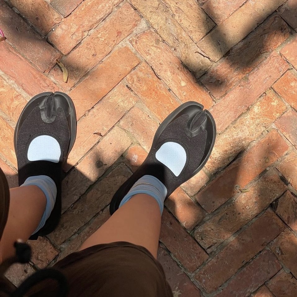 Tabi Sandal Black 착용 스타일