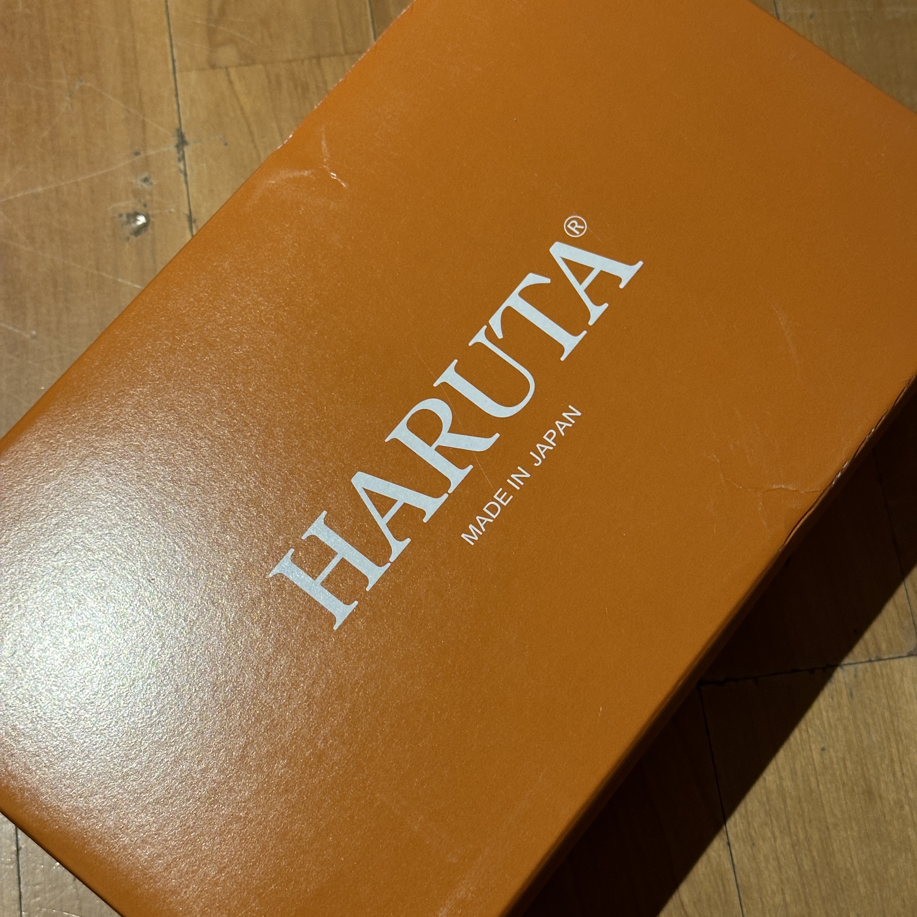 Haruta Penny Loafer Black 착용 스타일 - 1