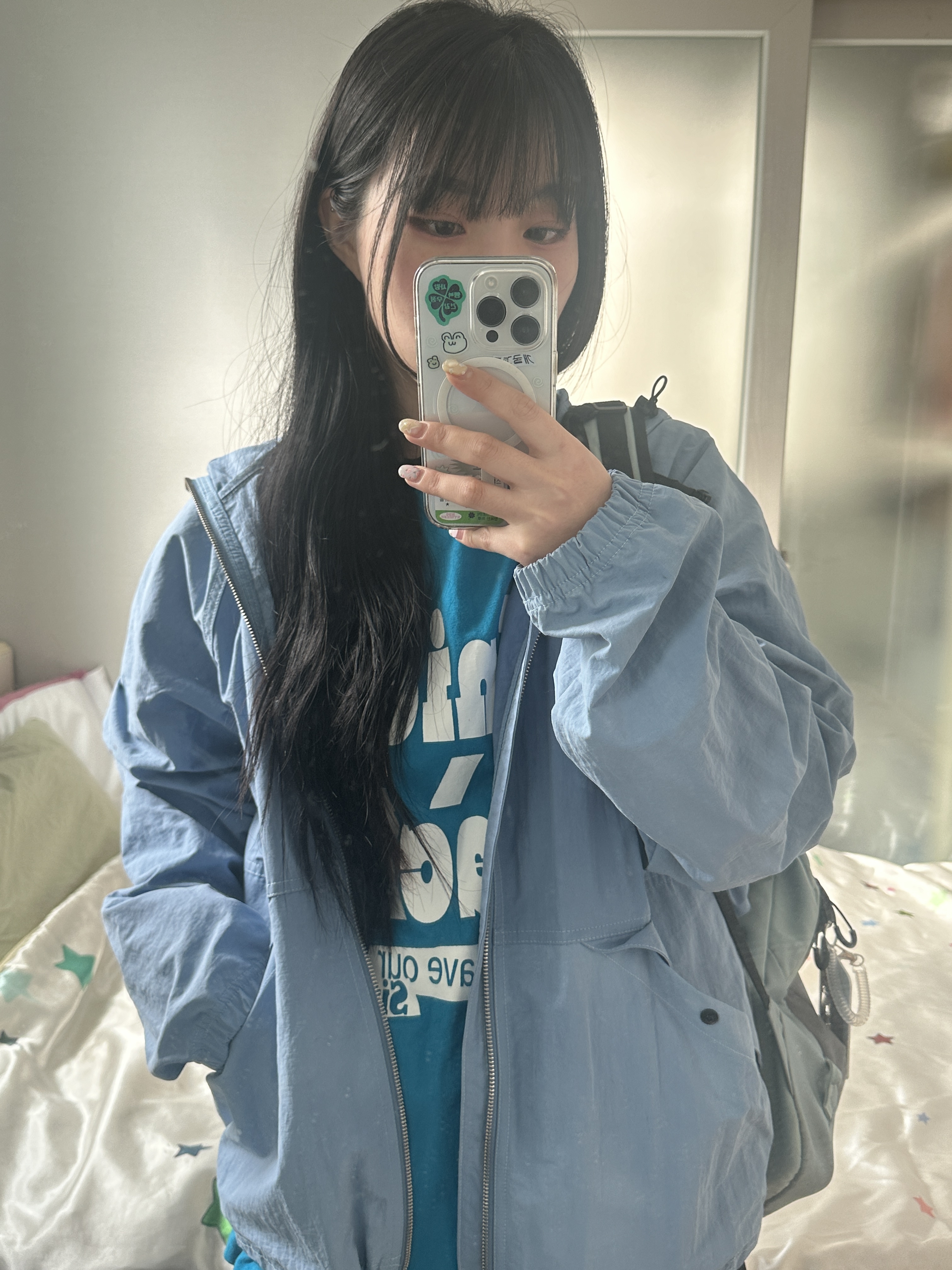 Mischief Rhombus Backpack Blue, Stussy Wave Dye Beach Shell Jacket Laguna Blue 착용 스타일 - 2