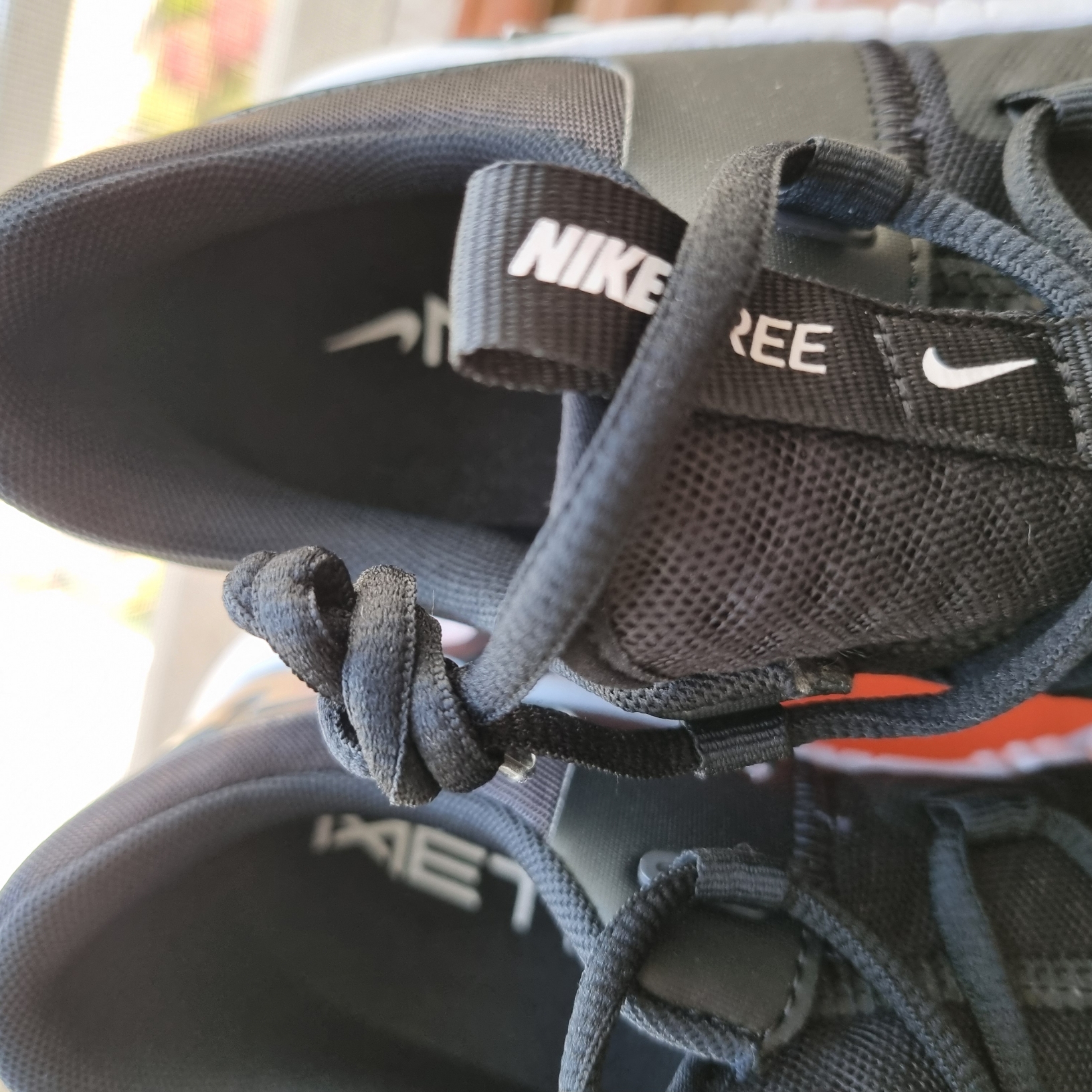 Nike Free Metcon 5 Black Anthracite 착용 스타일 - 5