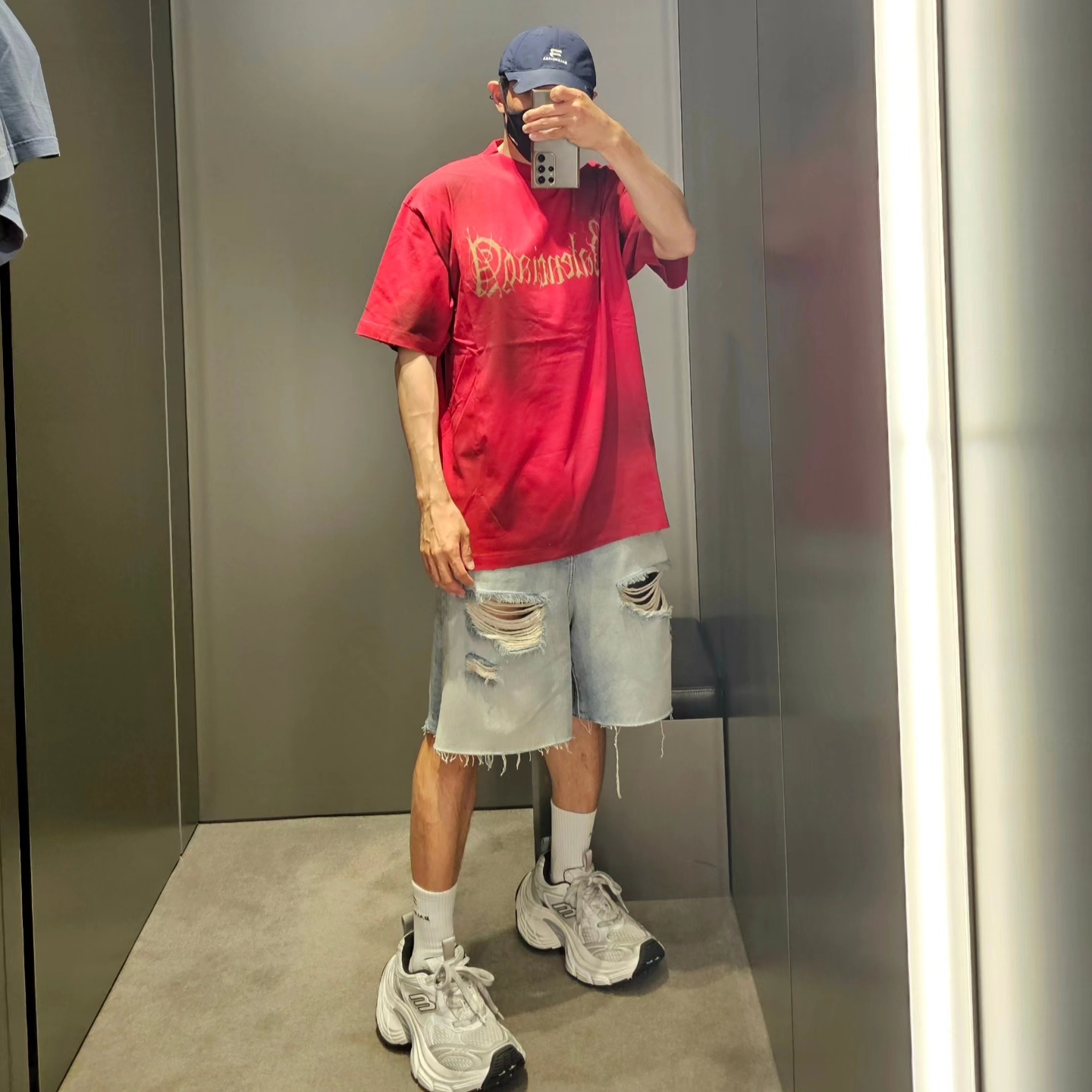 Balenciaga 10XL Sneakers White Grey Silver Black, Balenciaga Skiwear 3B Sports Icon Ski Socks Black White 착용 스타일 - 5