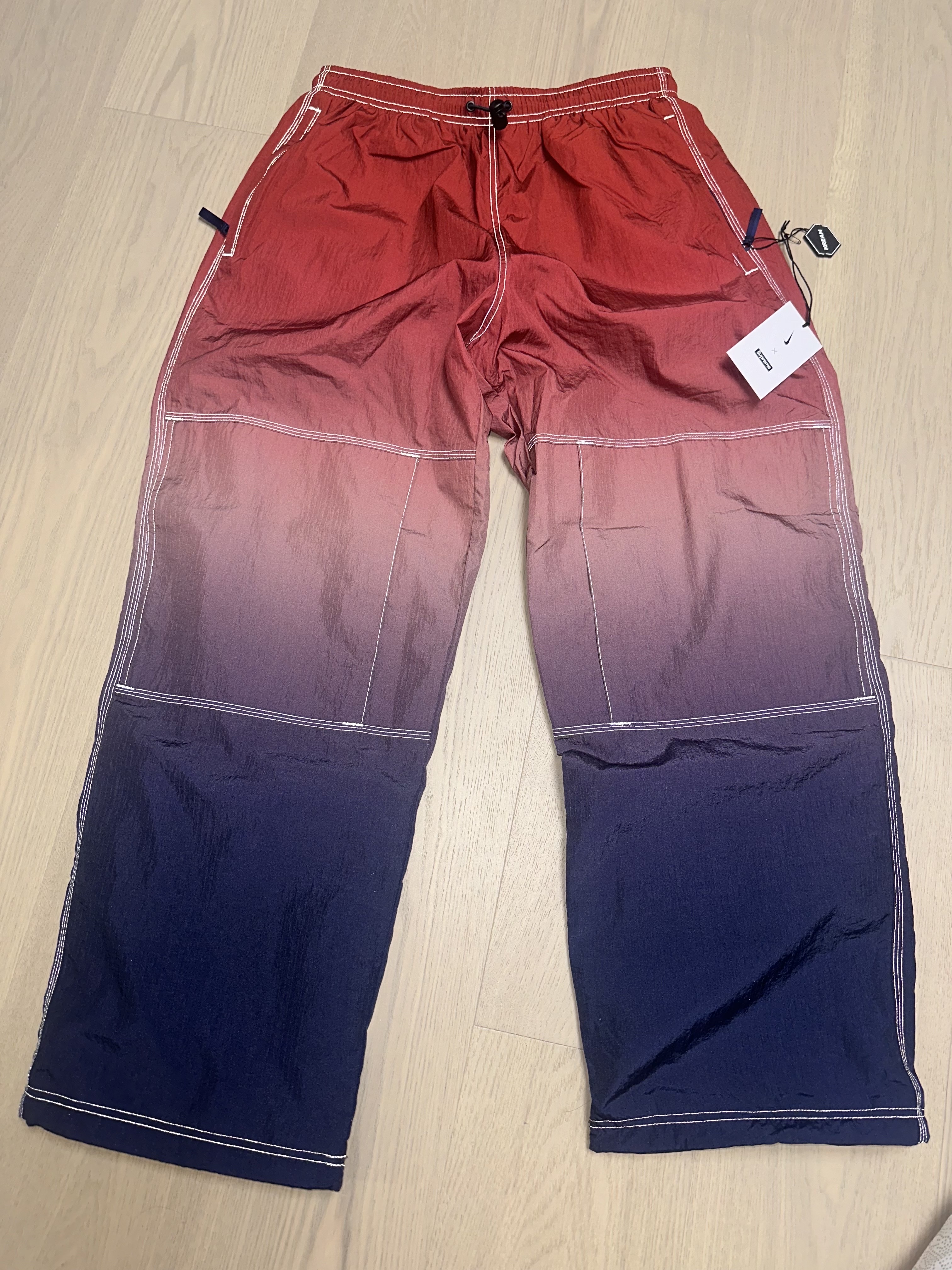 Supreme x Nike Ripstop Track Pants Multicolor - 24SS 착용 스타일 - 1