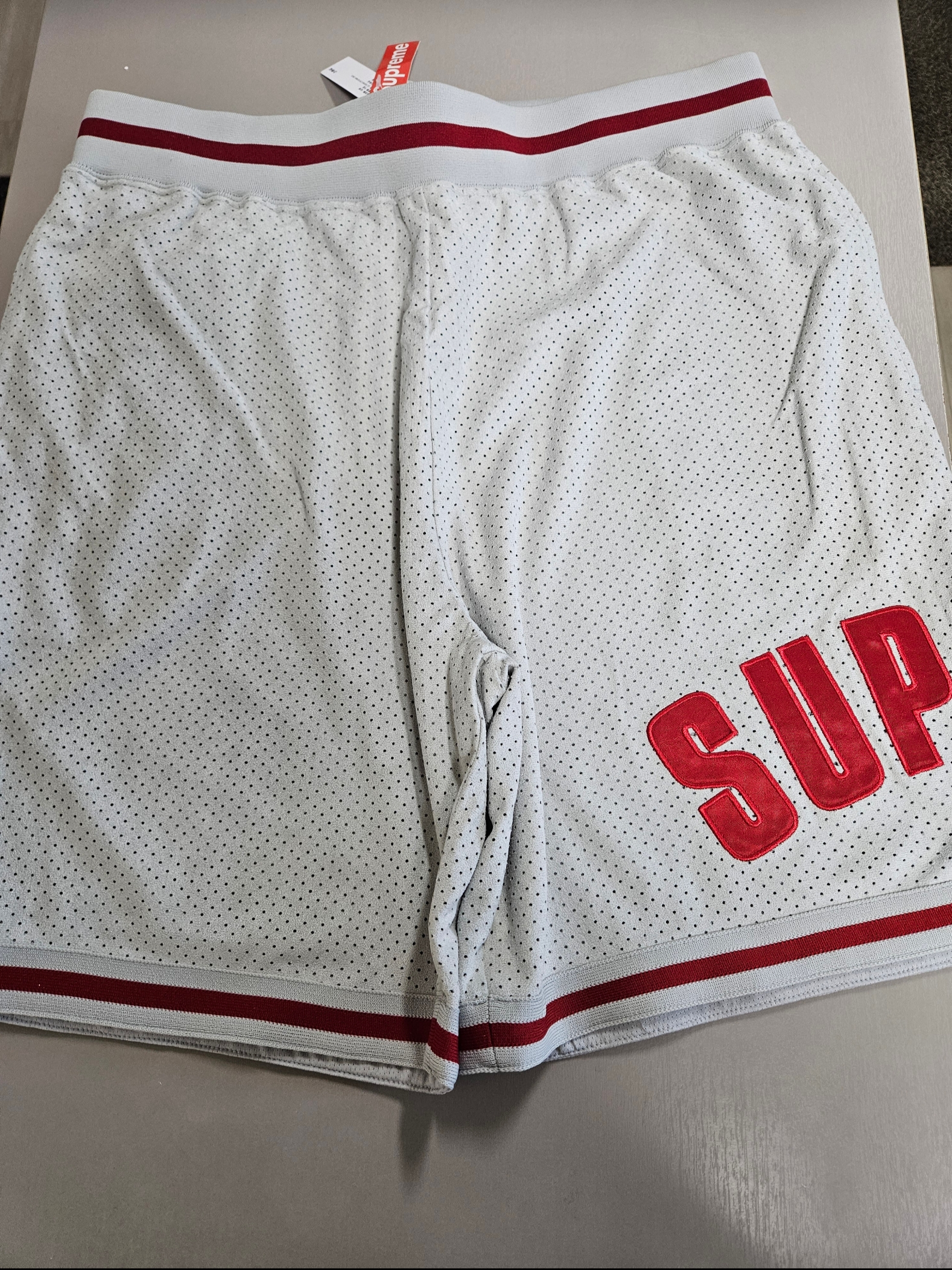 Supreme Ultrasuede Mesh Short Grey - 24SS 착용 스타일 - 3