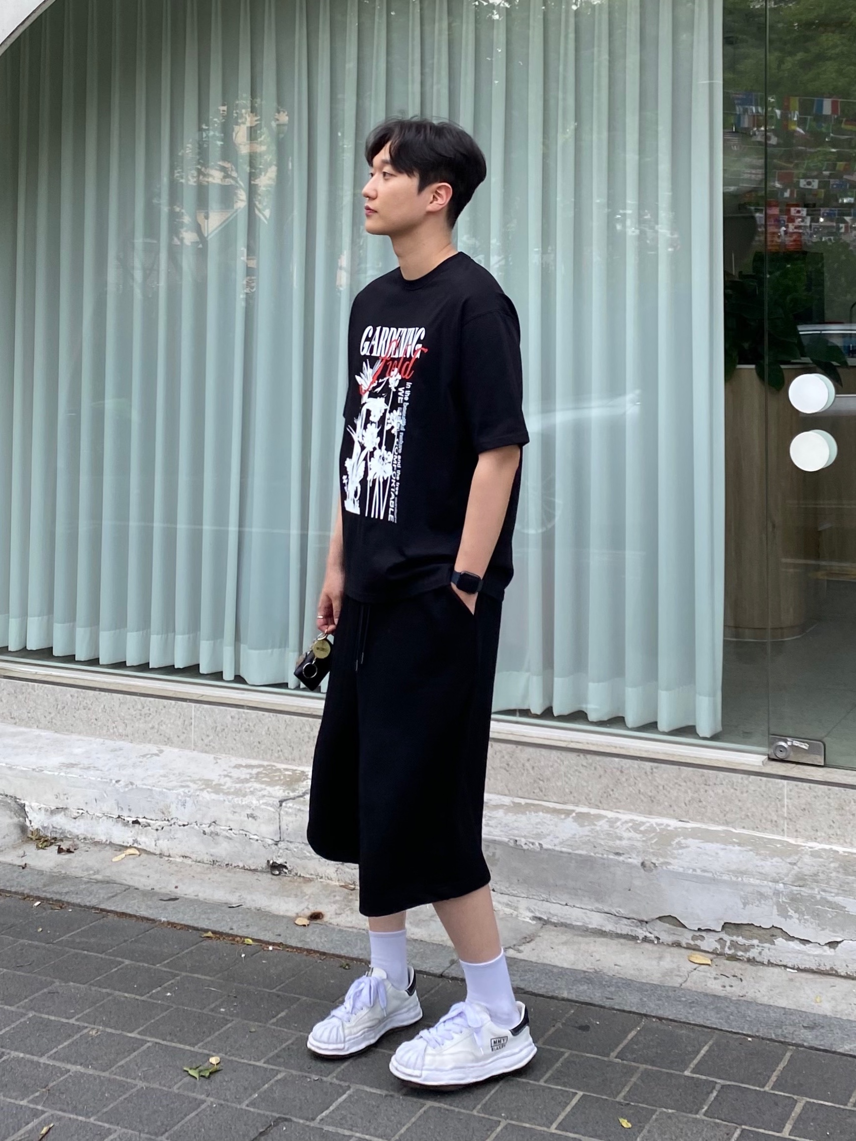 Maison Mihara Yasuhiro Blakey OG Sole Canvas Low-top Sneakers White 착용 스타일 - 2
