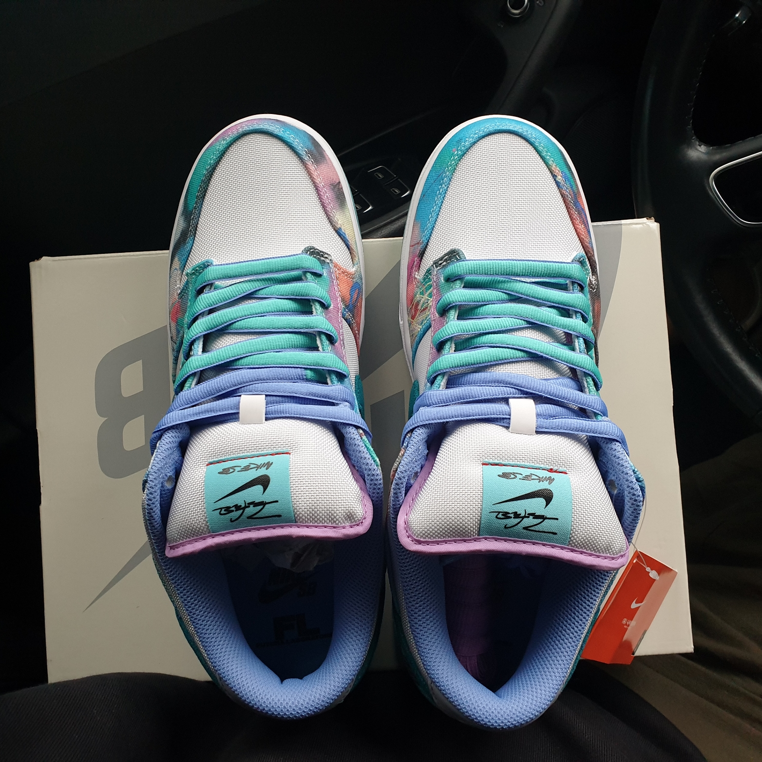 Nike x Futura Laboratories SB Dunk Low OG QS White and Geode Teal 착용 스타일 - 1