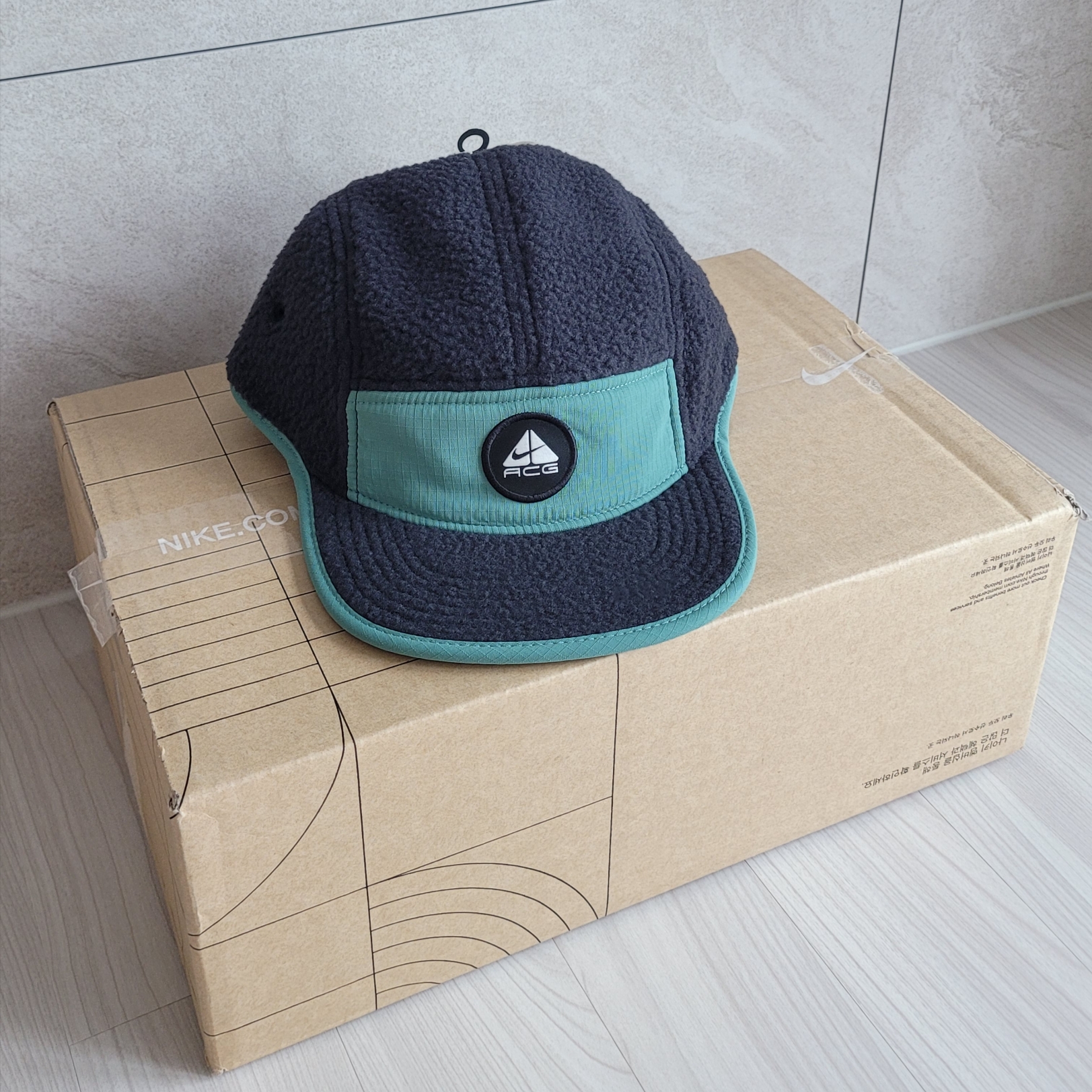 Nike ACG Therma-Fit Fly Unstructured Cap 착용 스타일
