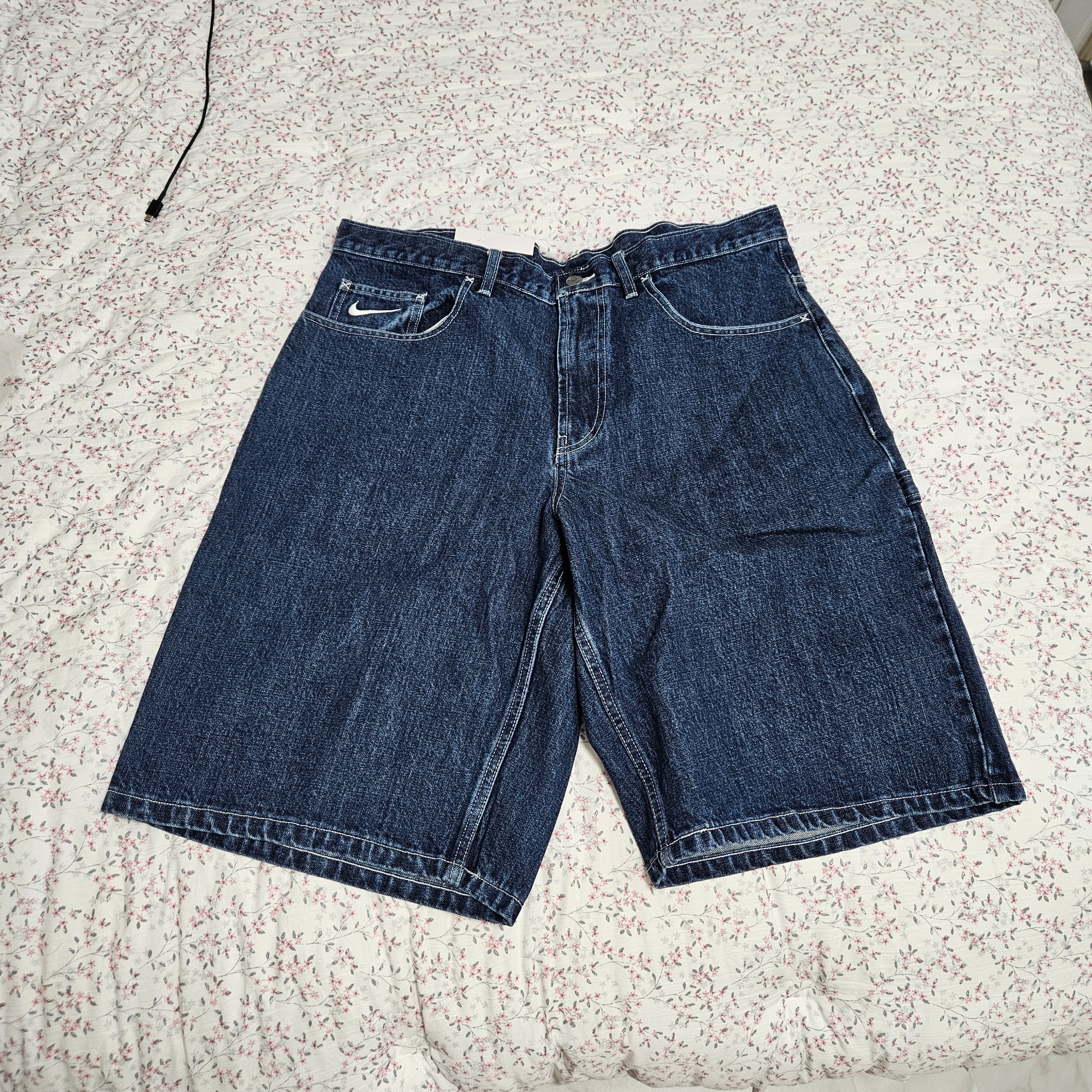 Supreme x Nike Denim Short Indigo - 24SS 착용 스타일 - 3