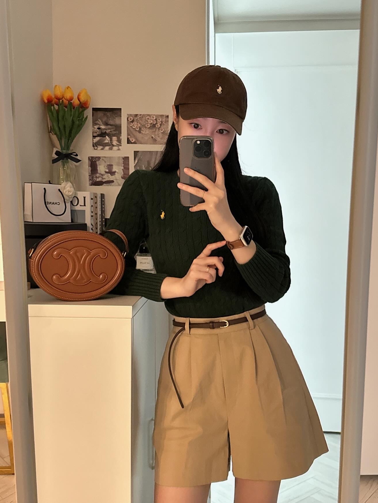 Celine Oval Bag Cuir Triomphe in Smooth Calfskin Tan, Apple Watch Hermes Series 7 41mm Silver Stainless Steel Case with Single Tour Gold (Korean Ver.) 착용 스타일