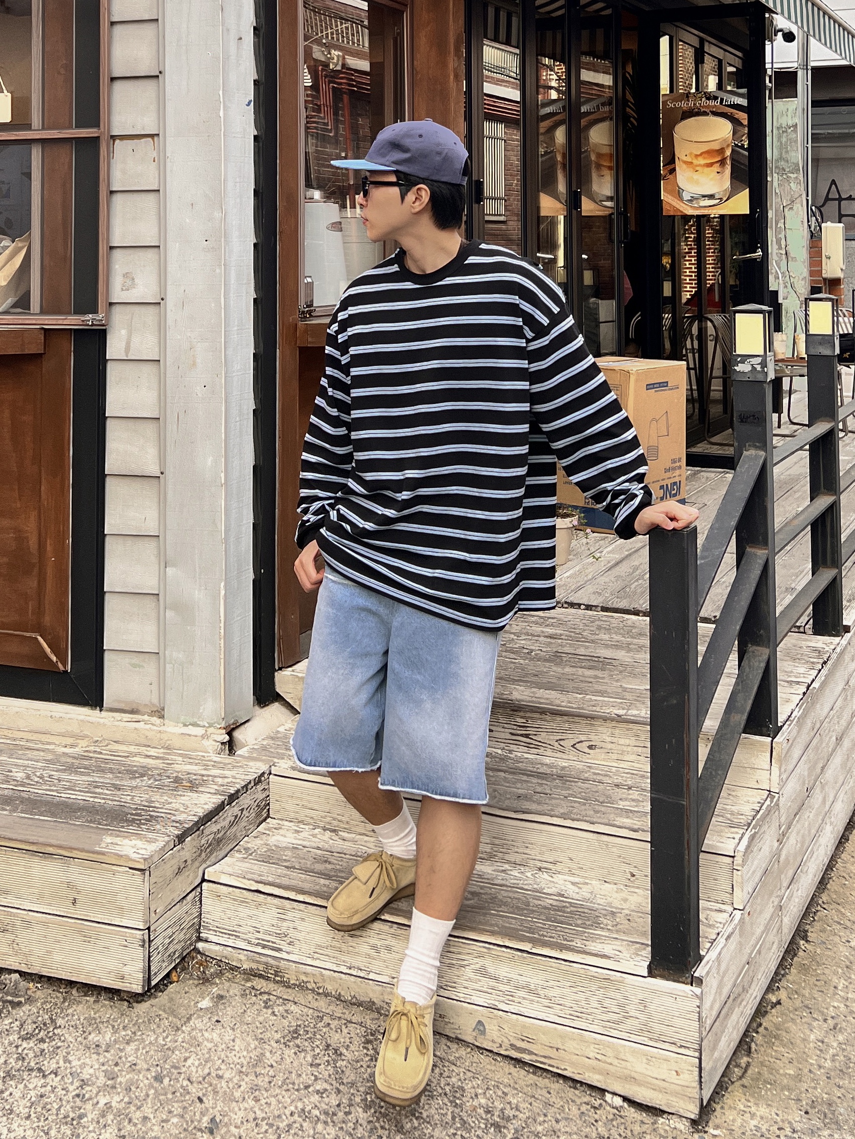 Clarks Wallabee Maple Suede 착용 스타일 - 1