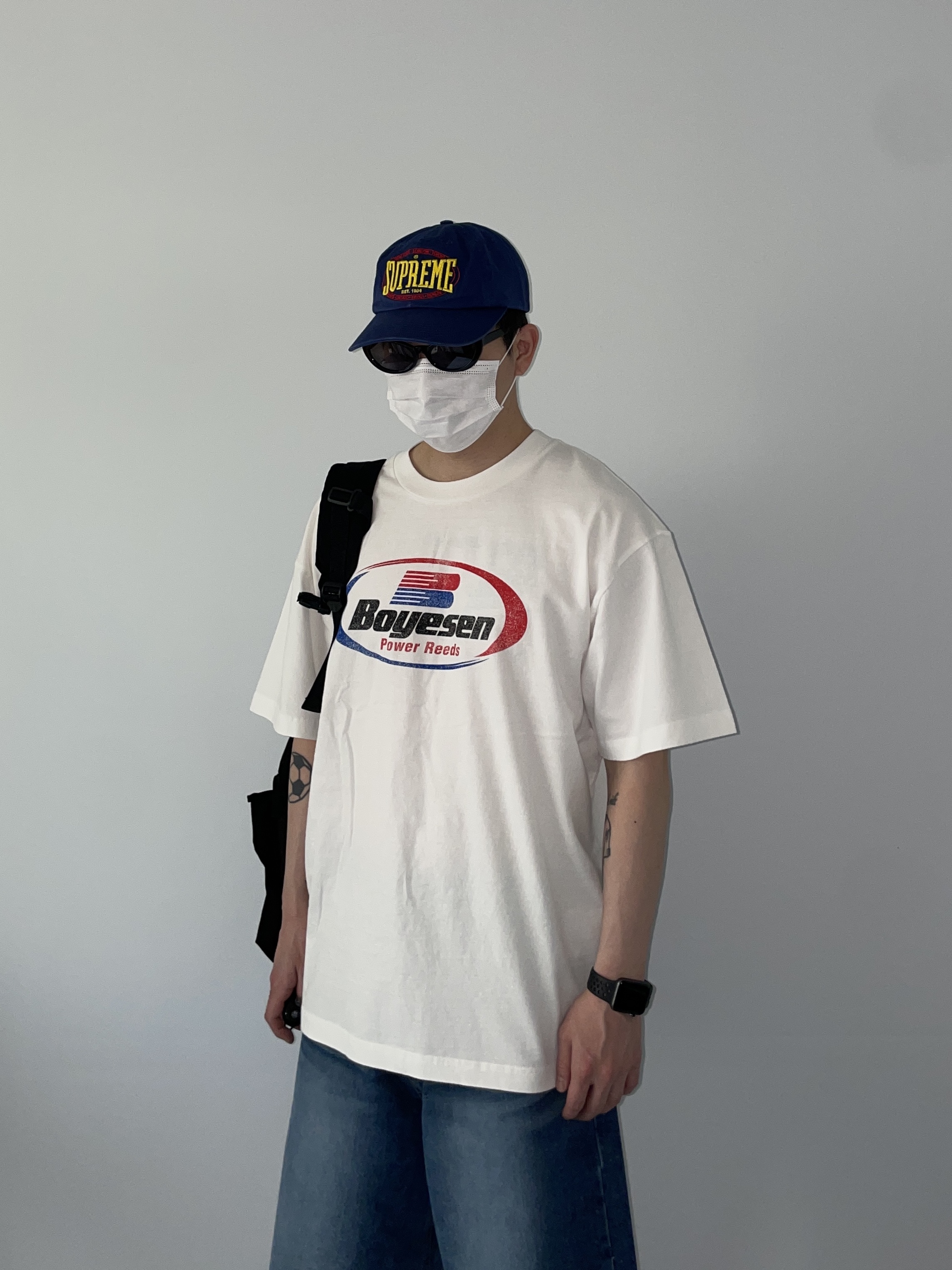 Balenciaga Cargo Sneakers White Grey, Supreme Warm Up 6-Panel Navy - 23FW 착용 스타일 - 2