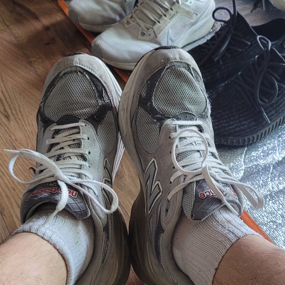 New Balance 990v3 Made in USA Grey - D Standard 착용 스타일 - 2