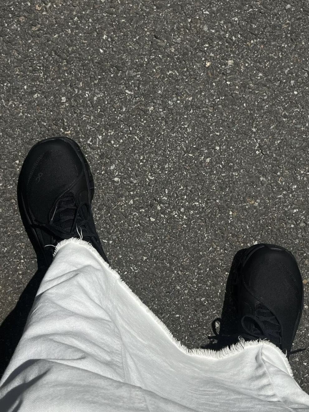 (W) On Running x Post Archive Faction (Paf) Cloudmonster 2 Black Magnet 착용 스타일 - 4
