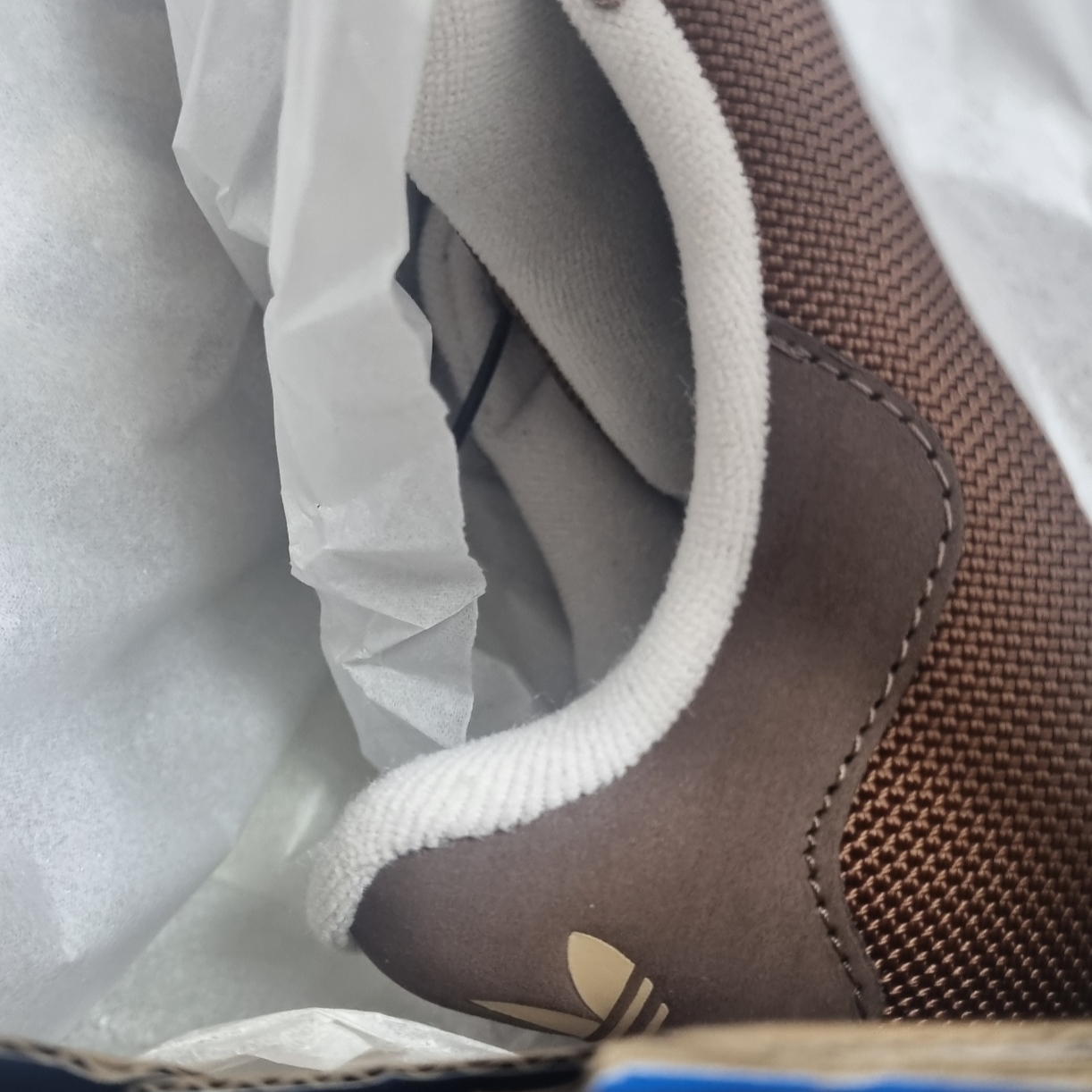 Adidas Campus 00s Preloved Brown Off White 착용 스타일