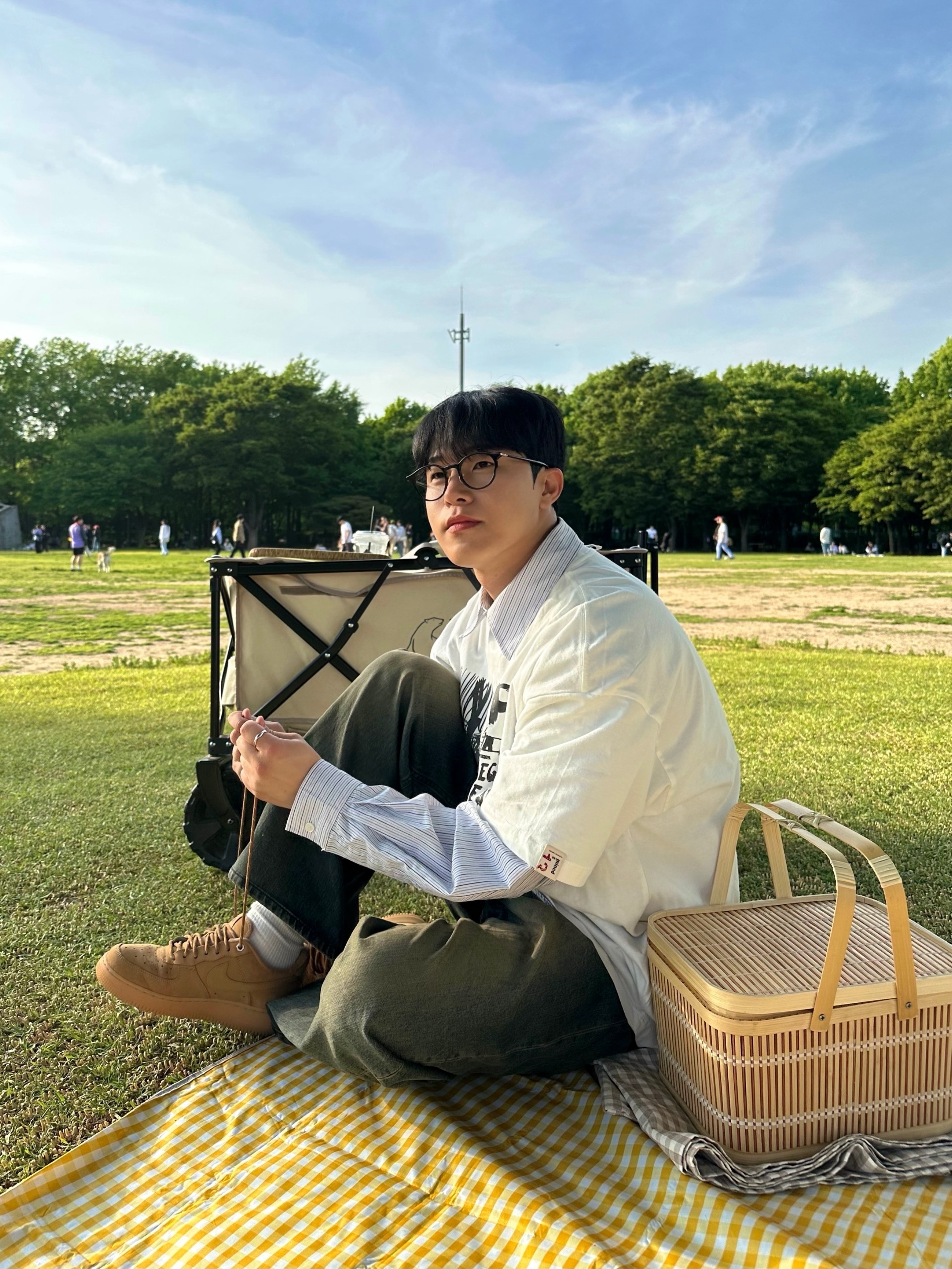 Waviness Origami Stripe Shirts Ocean Blue, Nike Air Force 1 '07 WB Flax 착용 스타일 - 5