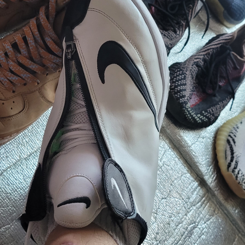 Nike Air Zoom Flight The Glove SL White Poison Green 착용 스타일 - 3