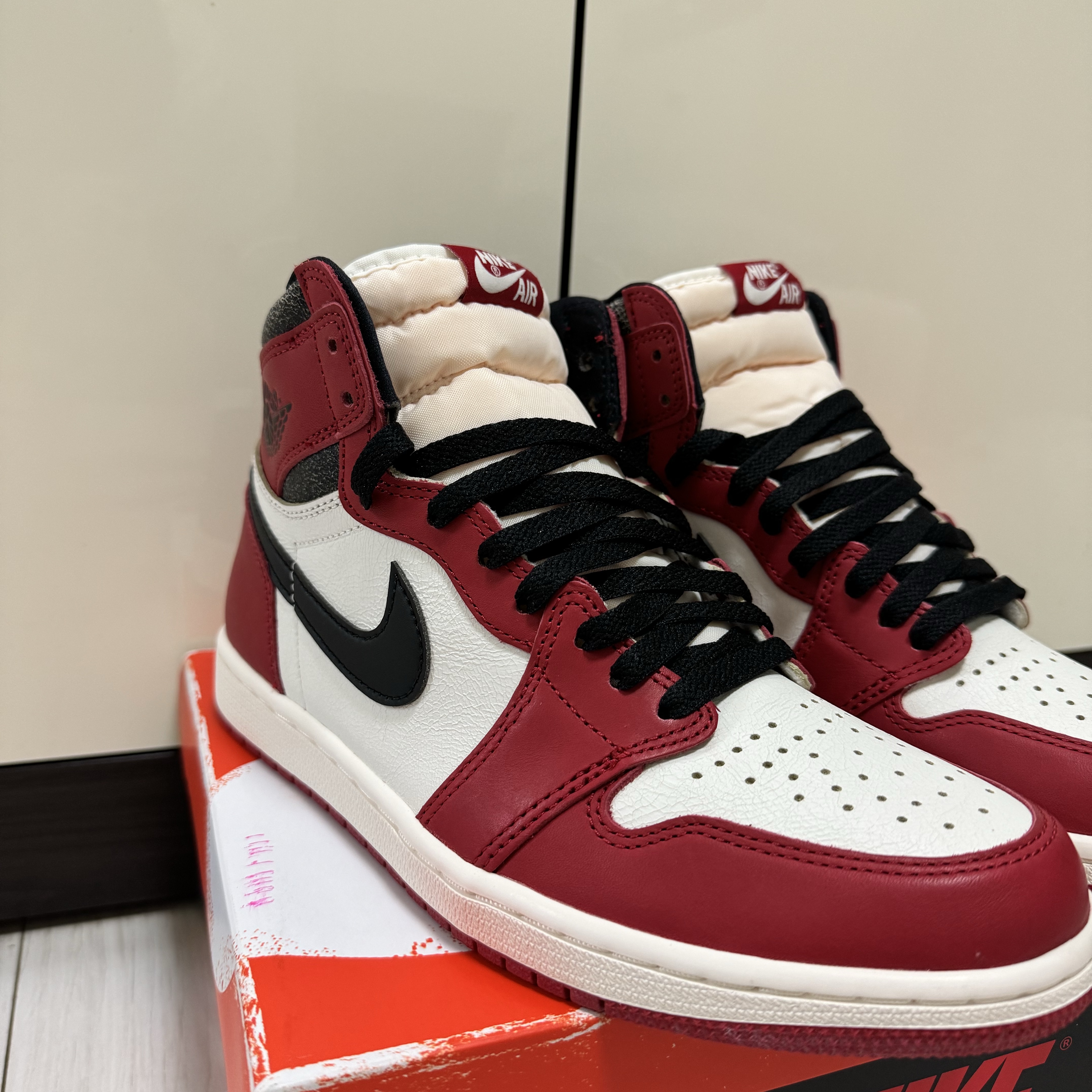 Jordan 1 Retro High OG Chicago 2022 착용 스타일 - 2