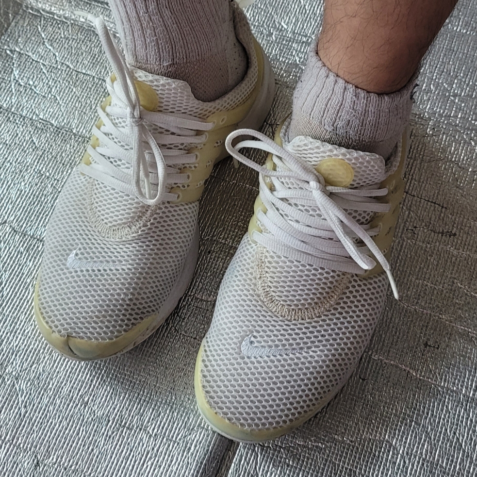 Nike Air Presto Triple White 착용 스타일 - 5