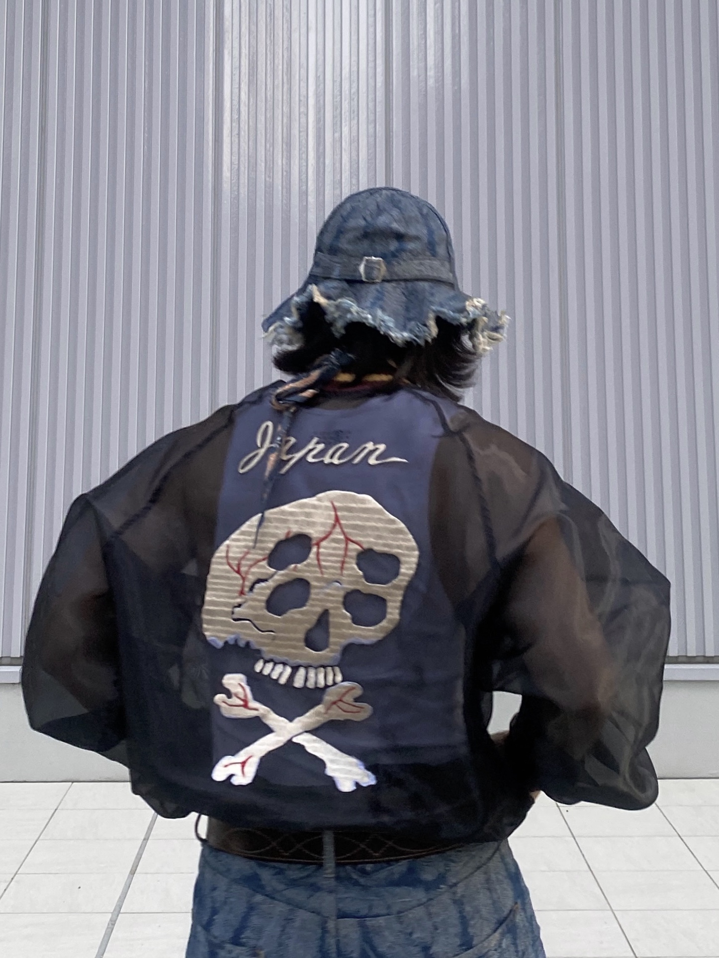Kapital Sheer Pearl Mosquito Guard Souvenir Jacket Black, Supreme x MM6 Maison Margiela Hanes Tagless Tank Top White (1 Pack) - 24SS 착용 스타일 - 2