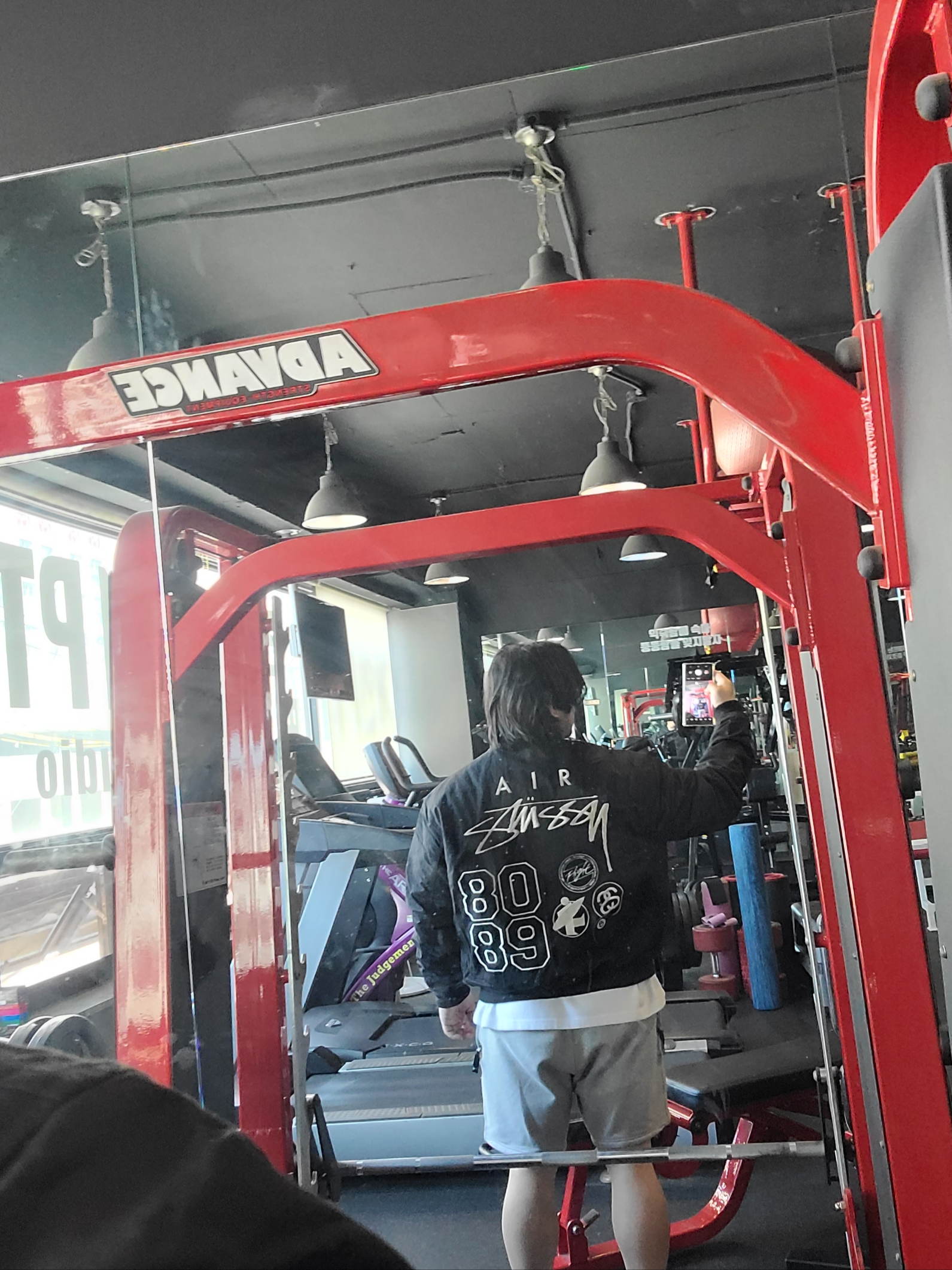 Nike x Stussy Reversible Jacket Black (FJ9153-010), Nike NRG Solo Swoosh Fleece Shorts Dark Grey Heather - Asia 착용 스타일