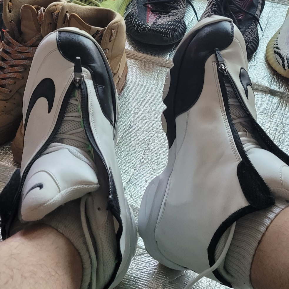 Nike Air Zoom Flight The Glove SL White Poison Green 착용 스타일 - 1