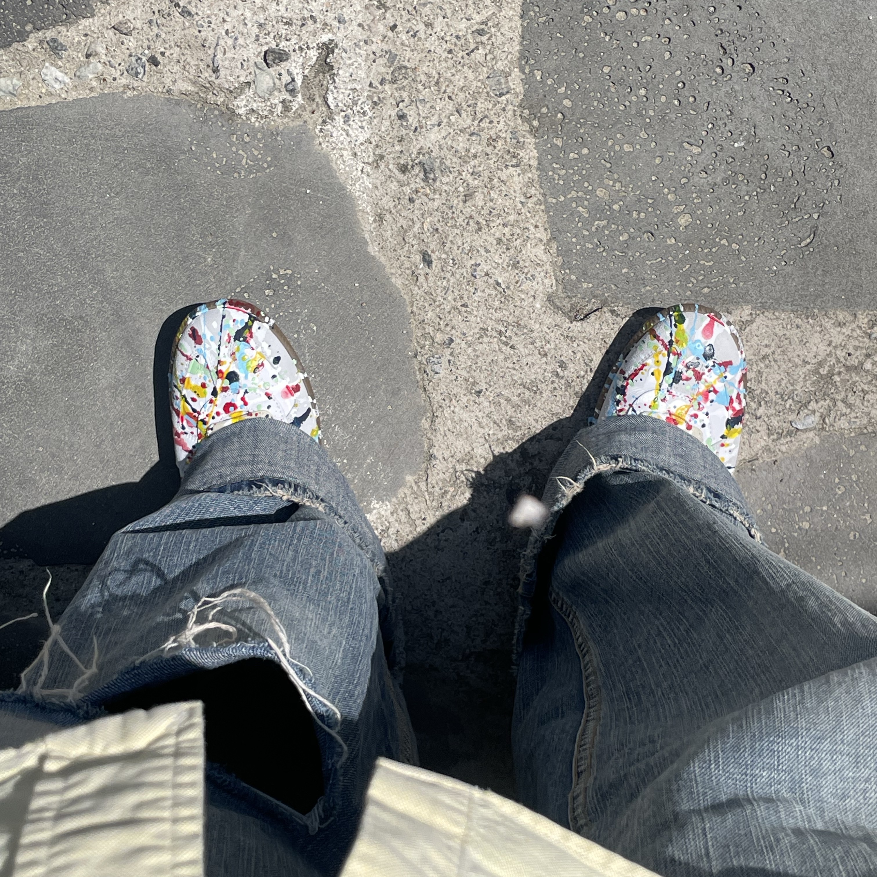 Maison Margiela Replica Paint Drop Sneakers 착용 스타일