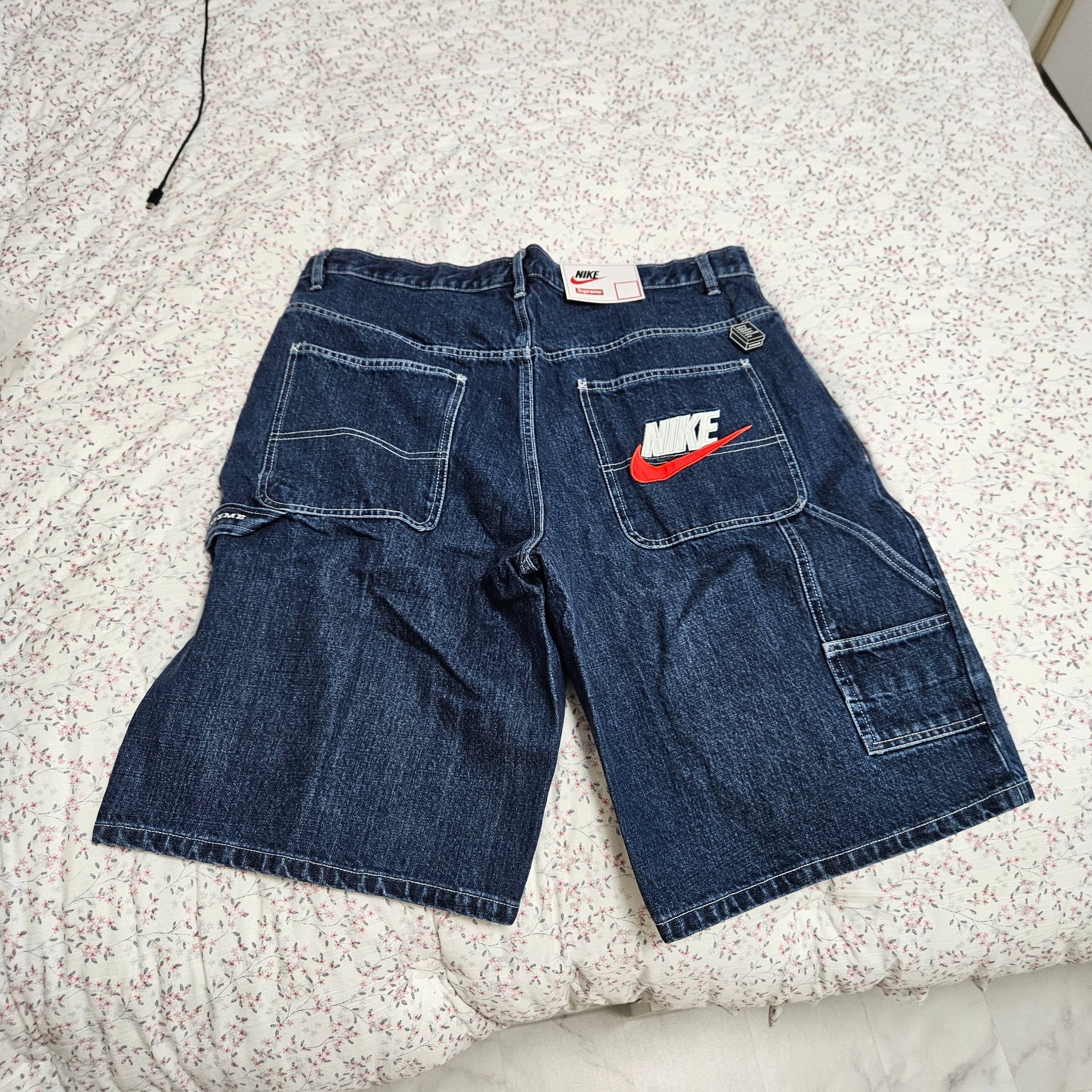 Supreme x Nike Denim Short Indigo - 24SS 착용 스타일 - 4