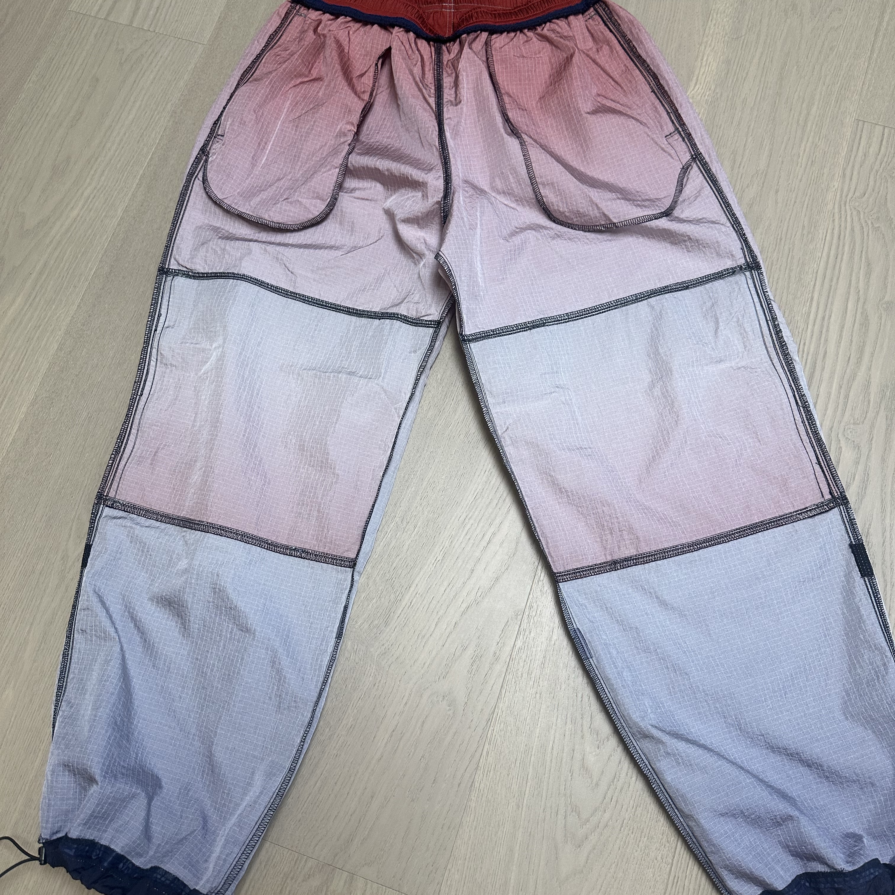 Supreme x Nike Ripstop Track Pants Multicolor - 24SS 착용 스타일 - 1