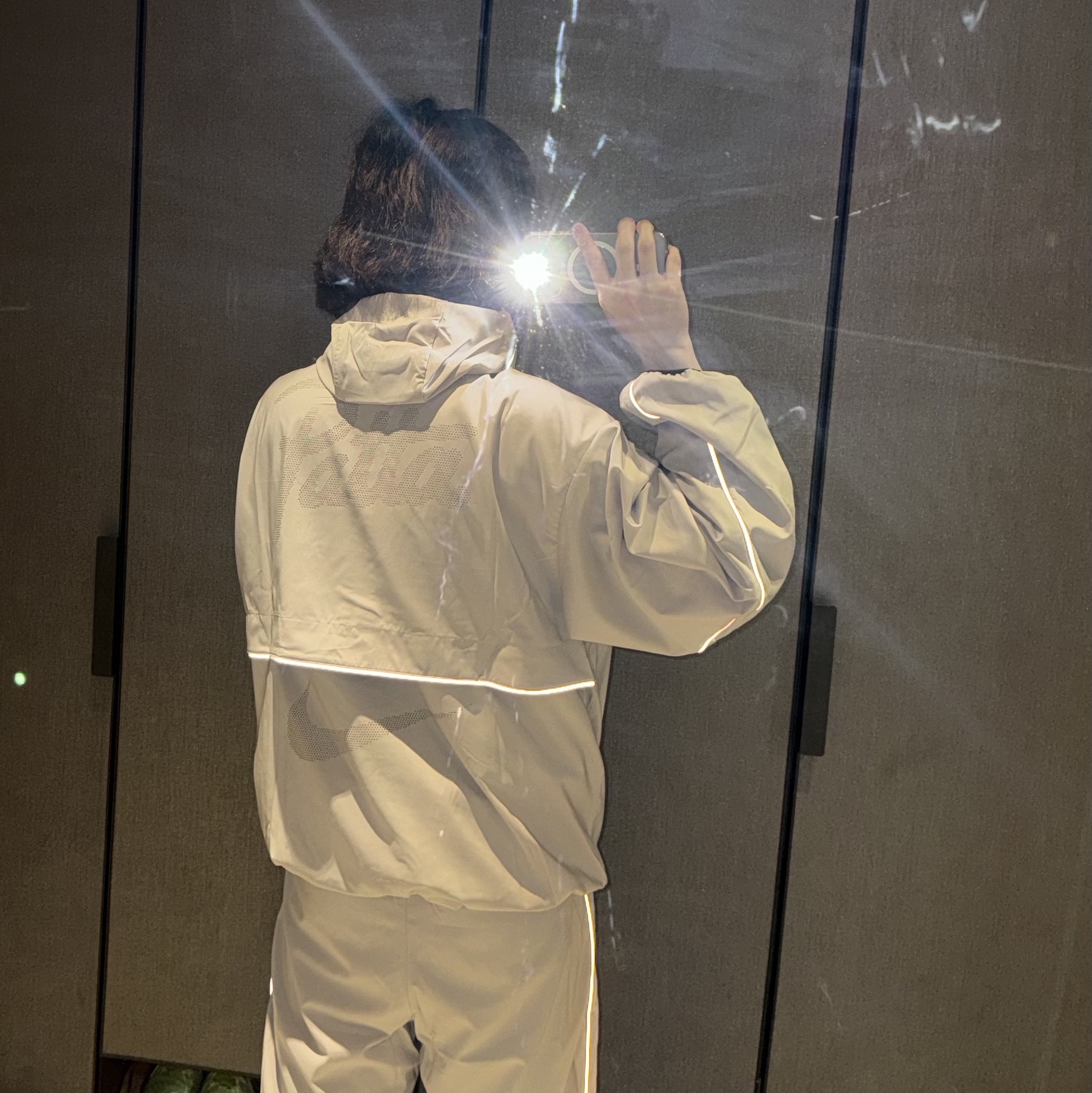 Nike x Patta Full-Zip Jacket Sanddrift - Asia, Nike x Patta Pants Sanddrift - Asia 착용 스타일 - 4