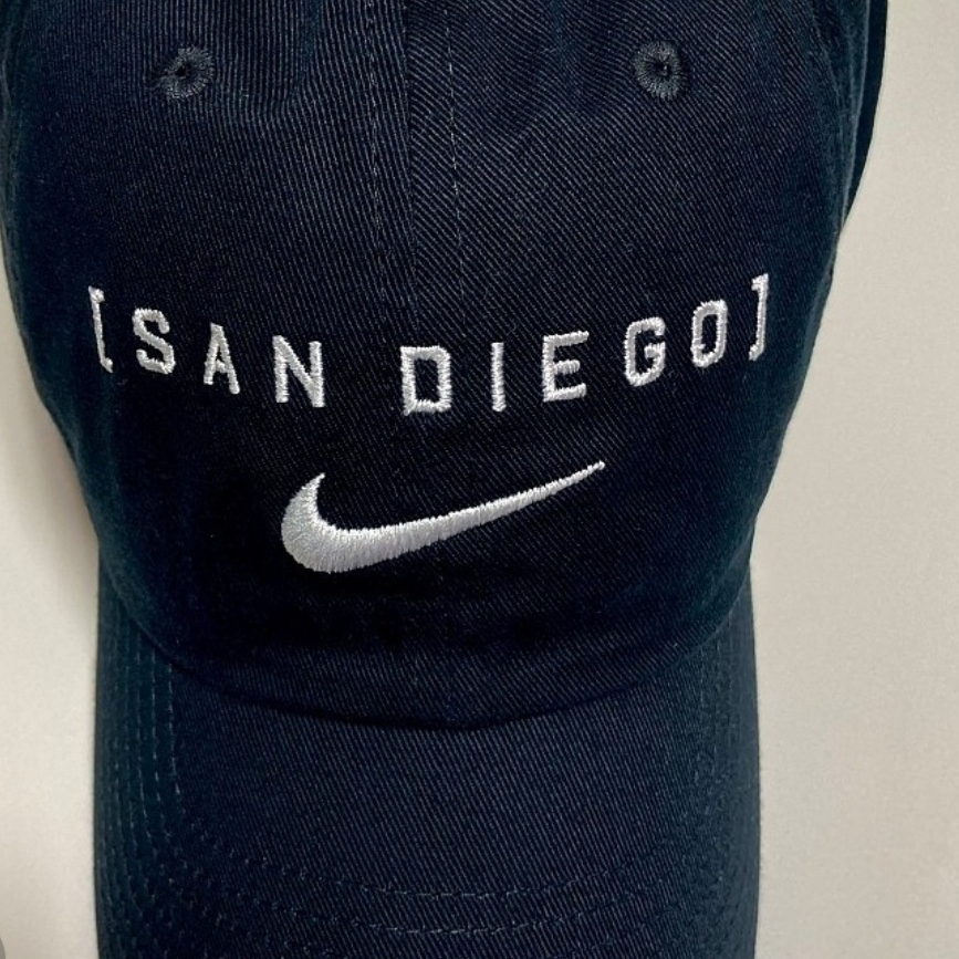 Nike MLB San Diego Padres Primetime Club Adjustable Hat 착용 스타일
