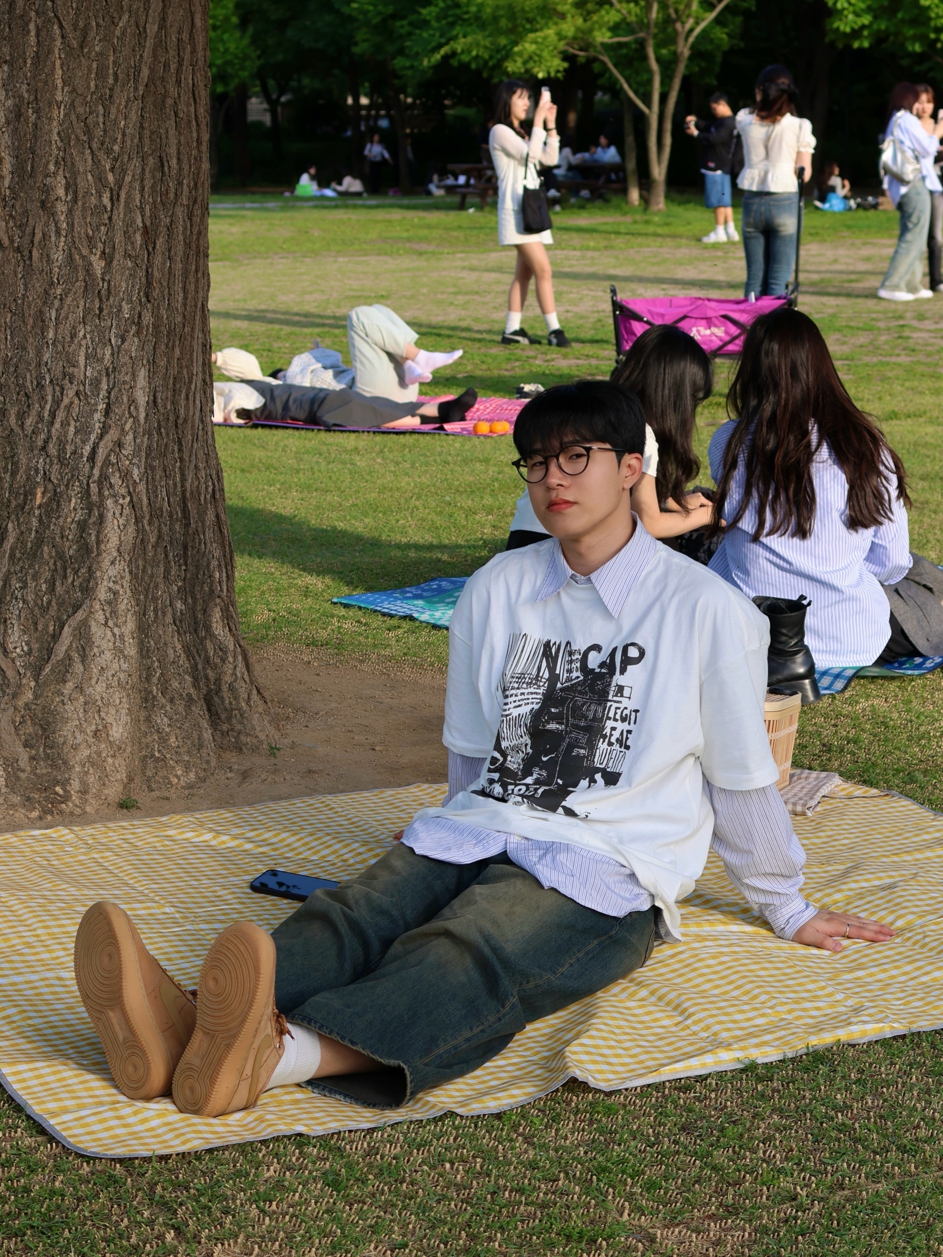 Waviness Origami Stripe Shirts Ocean Blue, Nike Air Force 1 '07 WB Flax 착용 스타일 - 3
