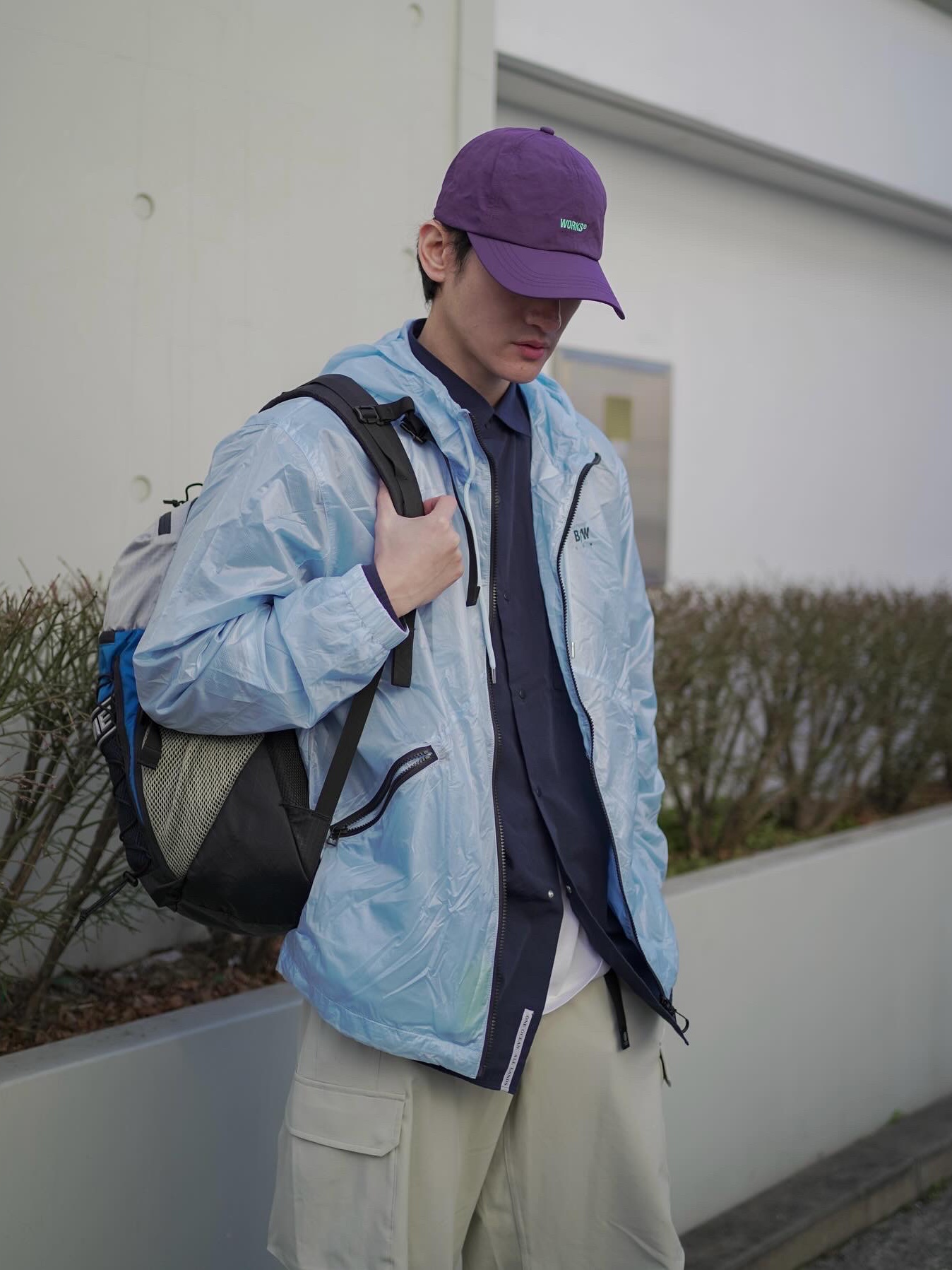 Nike x Comme des Garcons Homme Plus Air Max Sunder SP White Black, Supreme Backpack Blue - 23FW 착용 스타일 - 4