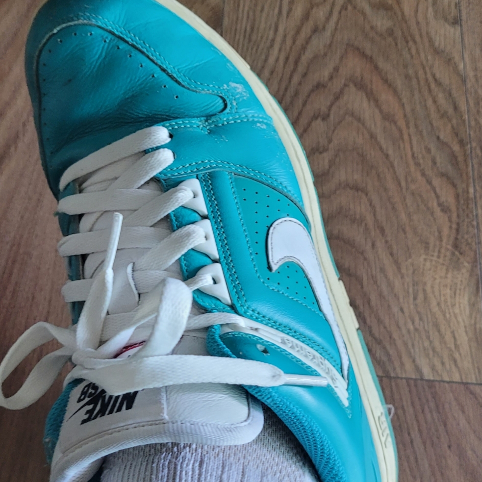 Nike x Supreme SB Air Force 2 Low Blue 착용 스타일 - 4