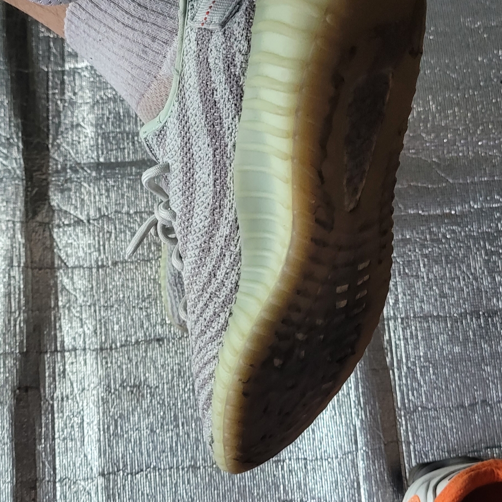 Adidas Yeezy Boost 350 V2 Blue Tint 2017 착용 스타일 - 4