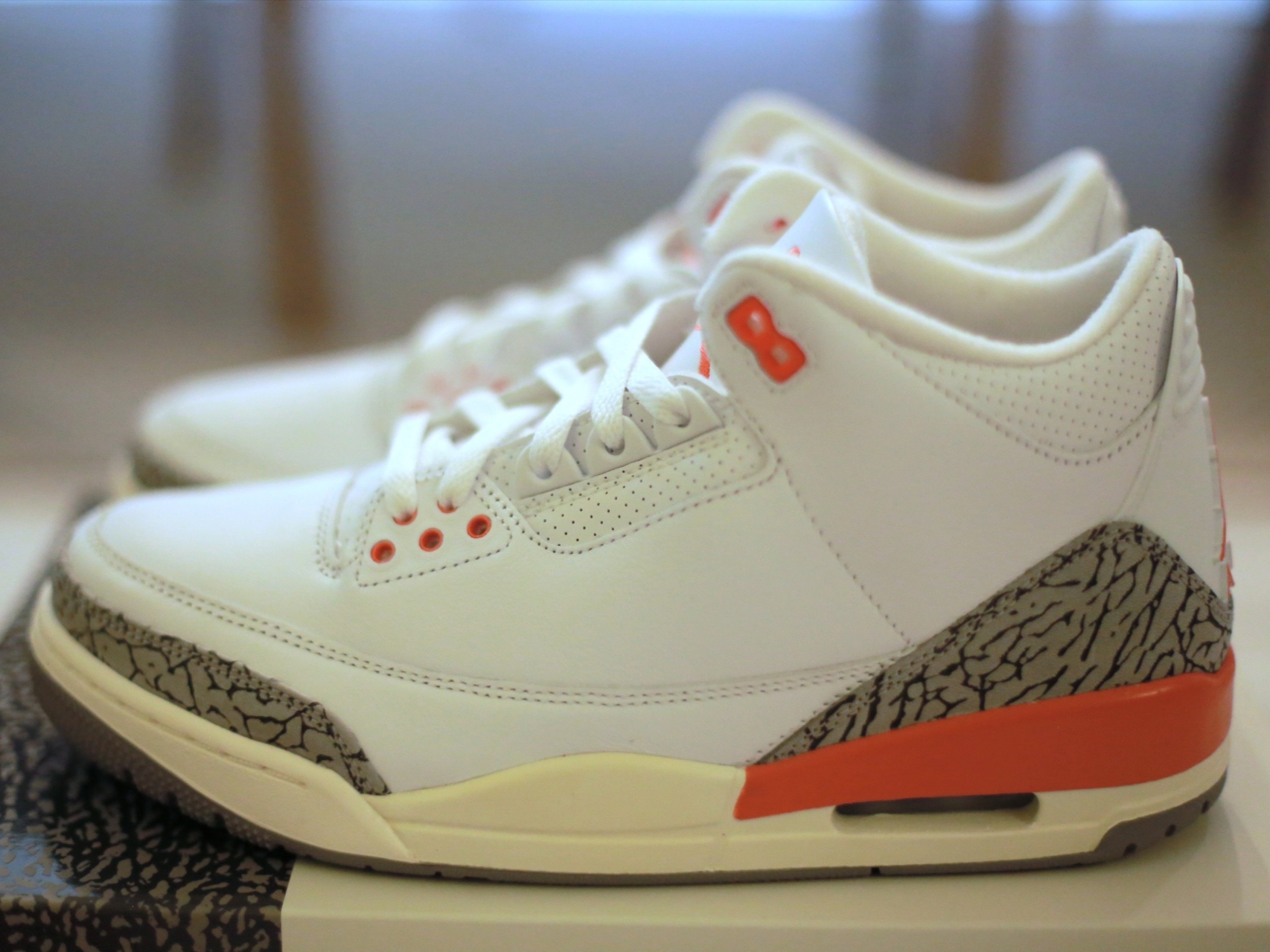 (W) Jordan 3 Retro Georgia Peach 착용 스타일 - 1