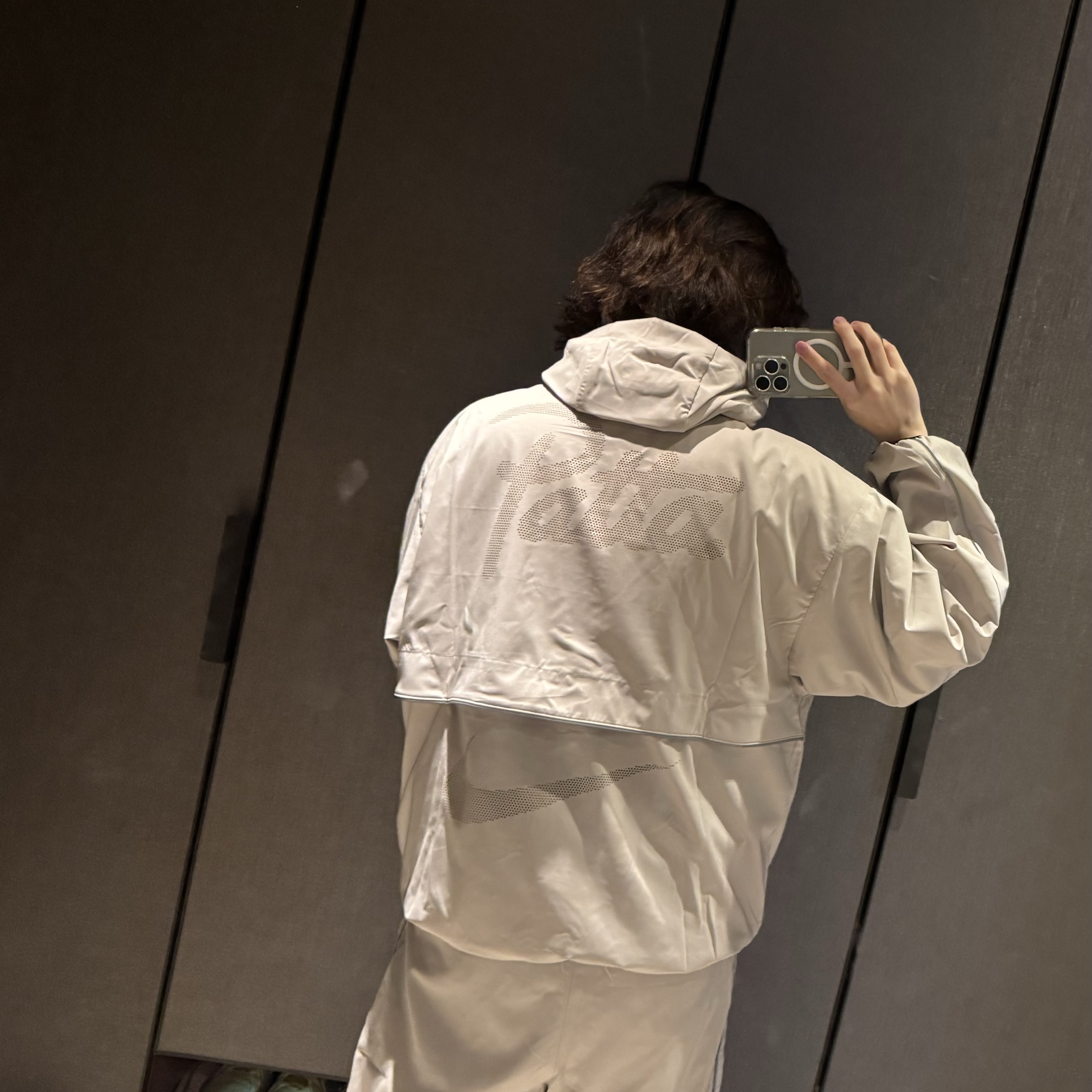 Nike x Patta Full-Zip Jacket Sanddrift - Asia, Nike x Patta Pants Sanddrift - Asia 착용 스타일 - 2