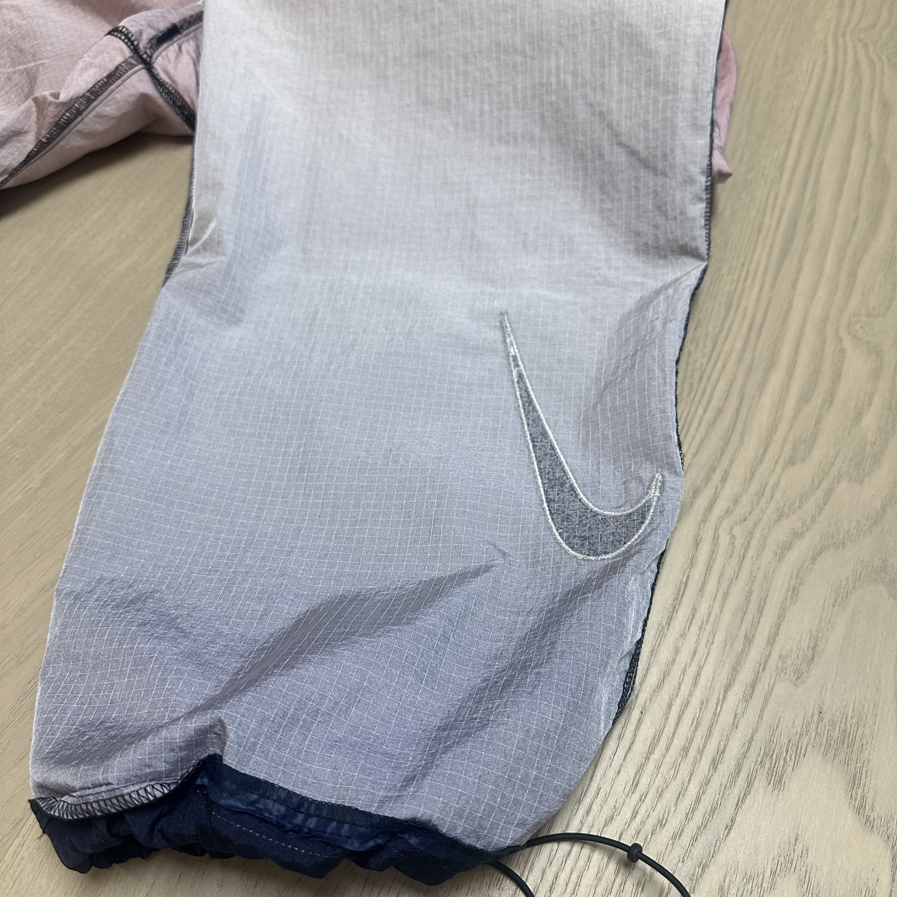 Supreme x Nike Ripstop Track Pants Multicolor - 24SS 착용 스타일 - 2