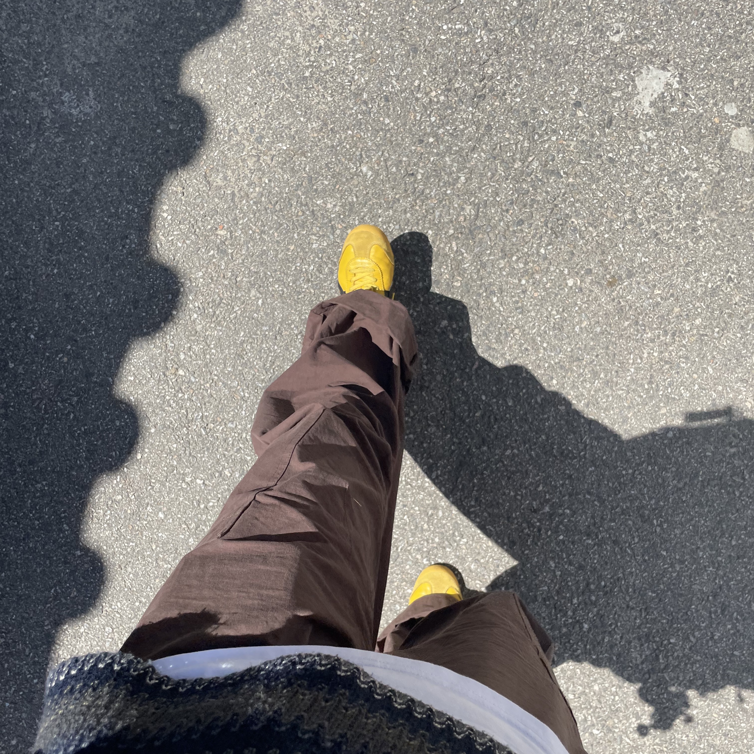 Onitsuka Tiger Mexico 66 Yellow Black 착용 스타일 - 2