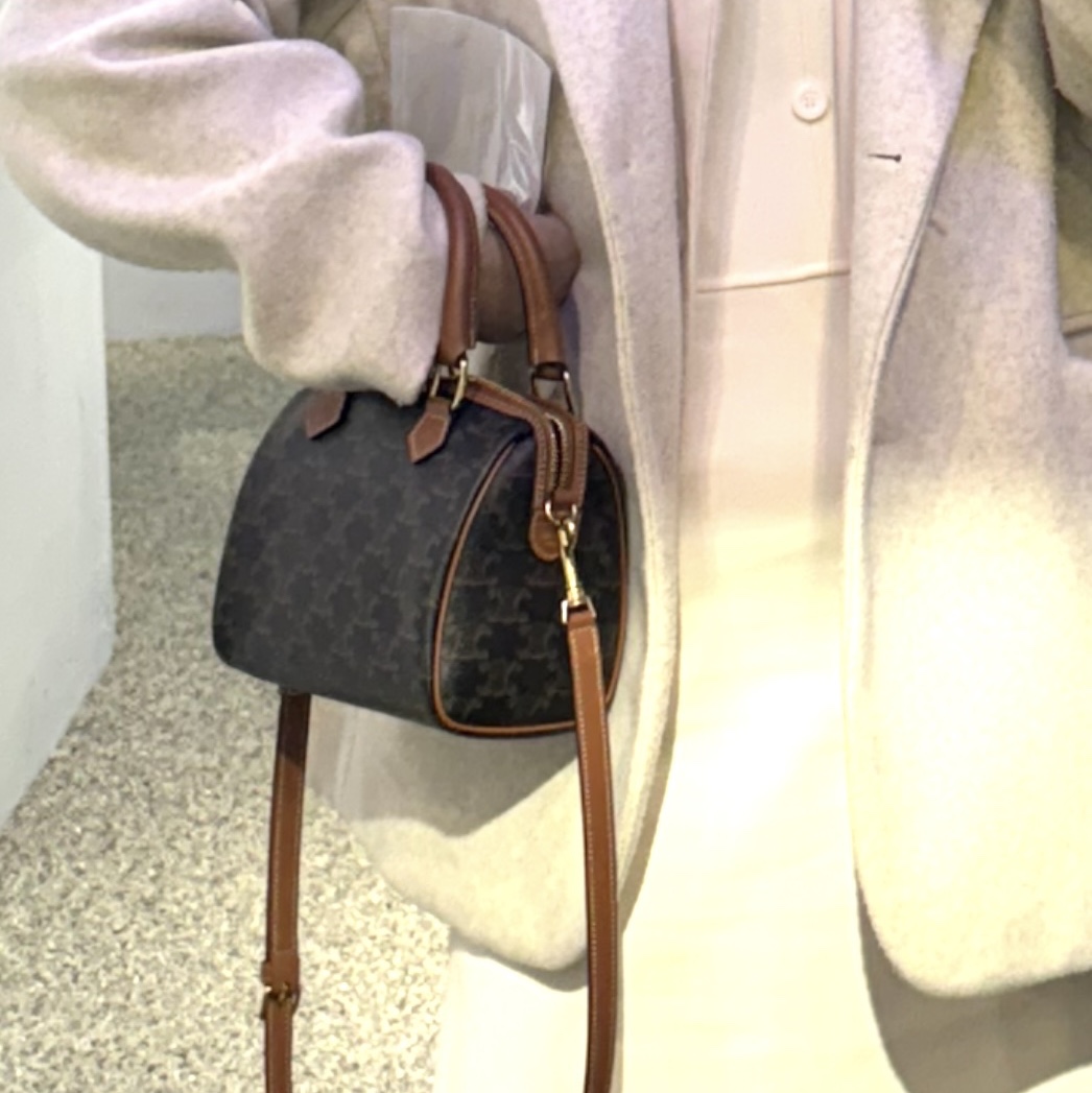 Celine Small Boston Cuir Triomphe in Triomphe Canvas Calfskin Tan 착용 스타일
