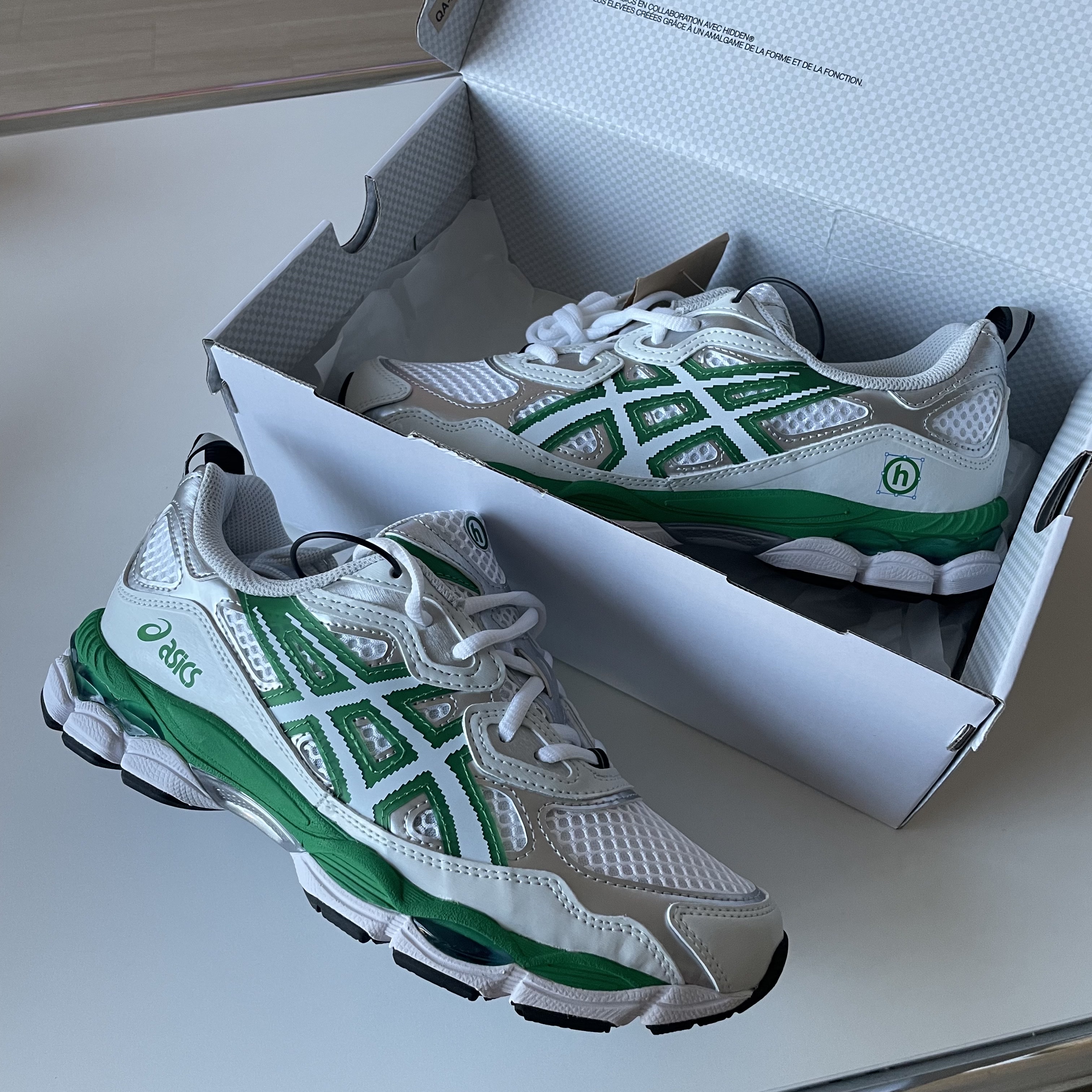 Asics x Hidden NY Gel-NYC White Jolly Green 착용 스타일