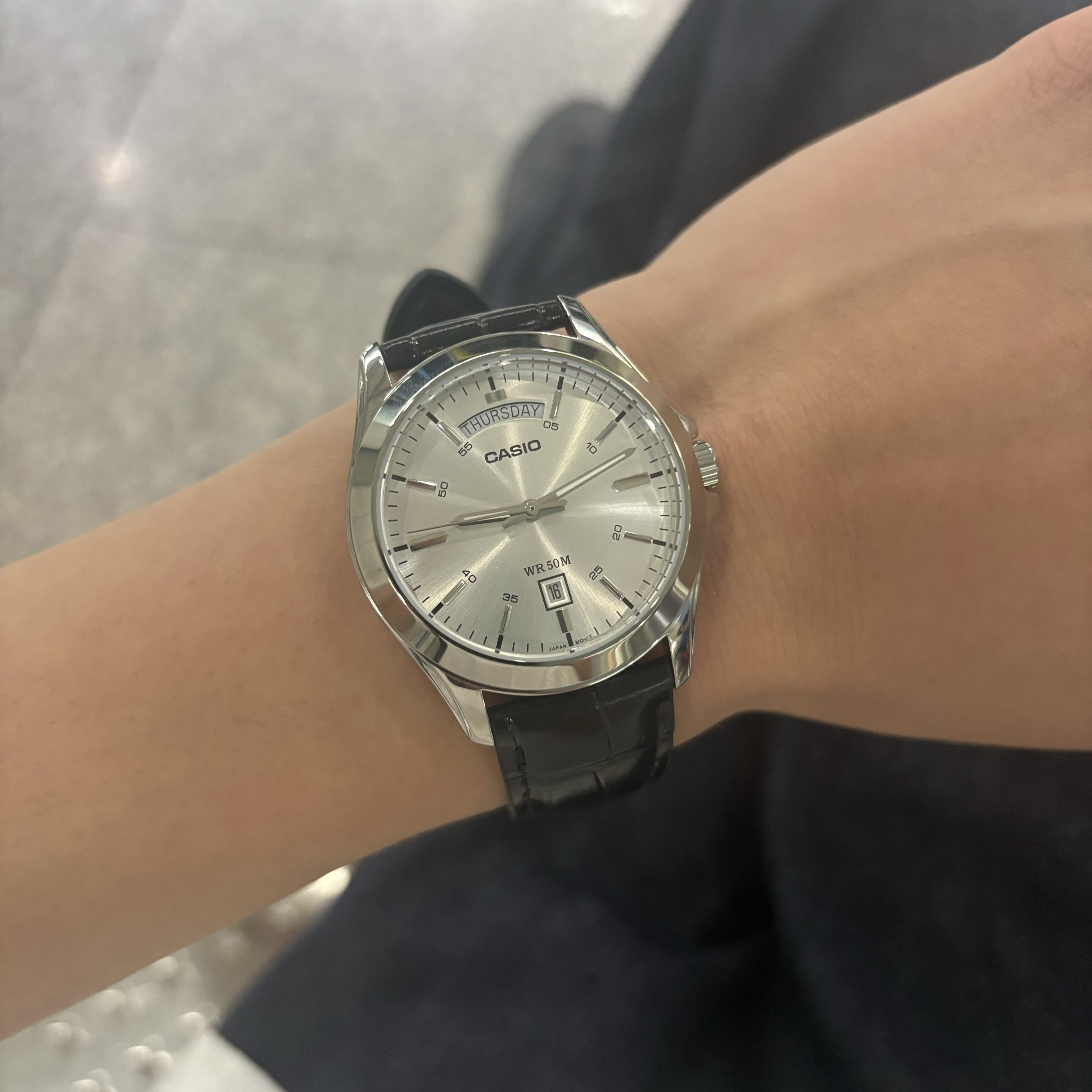 Casio MTP-1370L-7AVDF 착용 스타일 - 2