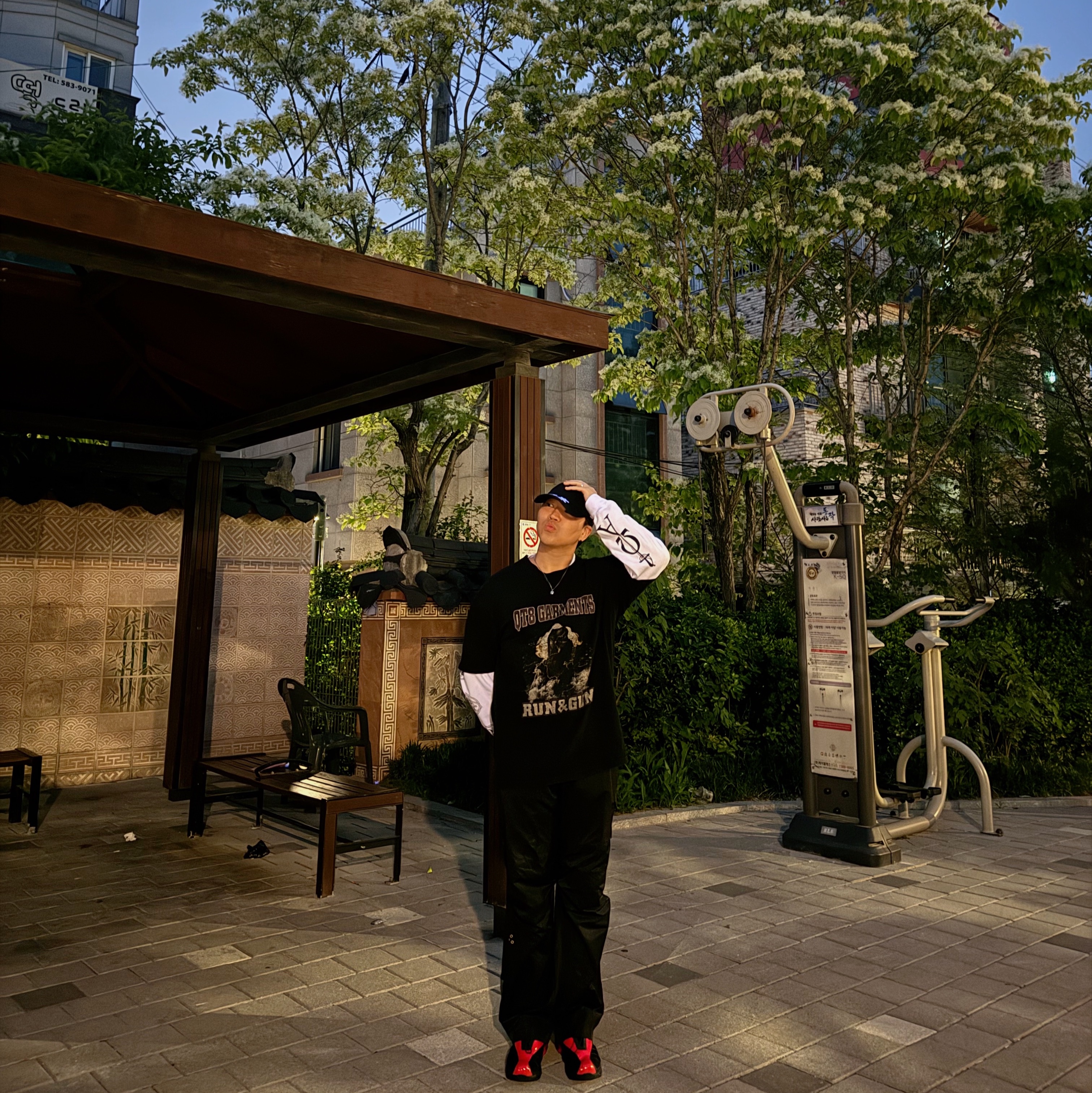 Darkr8m Studio x New Era Unstructured Ball Cap Black, Fila Replica 2002 Black Red 착용 스타일 - 2