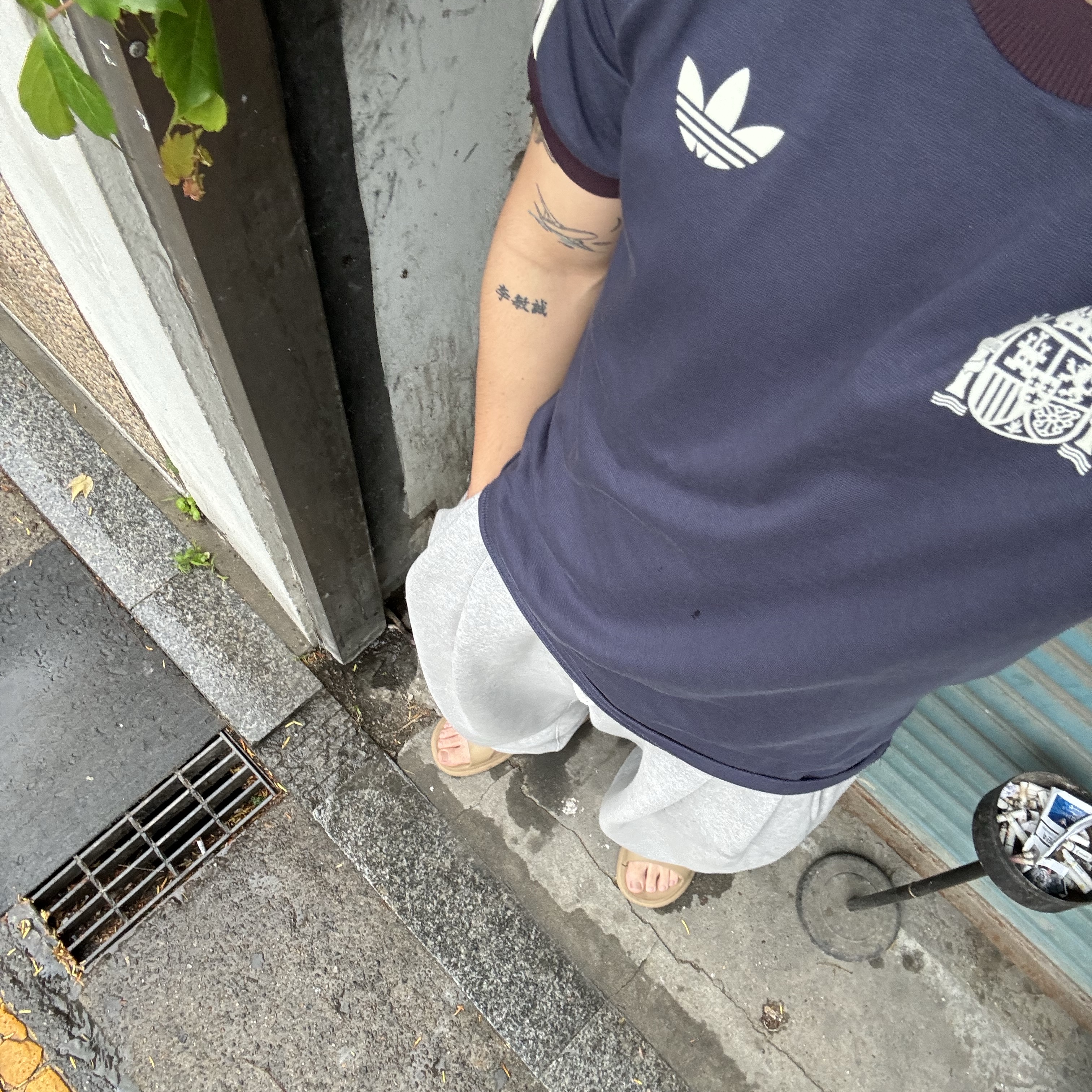 Adidas Spain Adicolor Classics 3-Stripes T-Shirt Shadow Navy - KR Sizing 착용 스타일