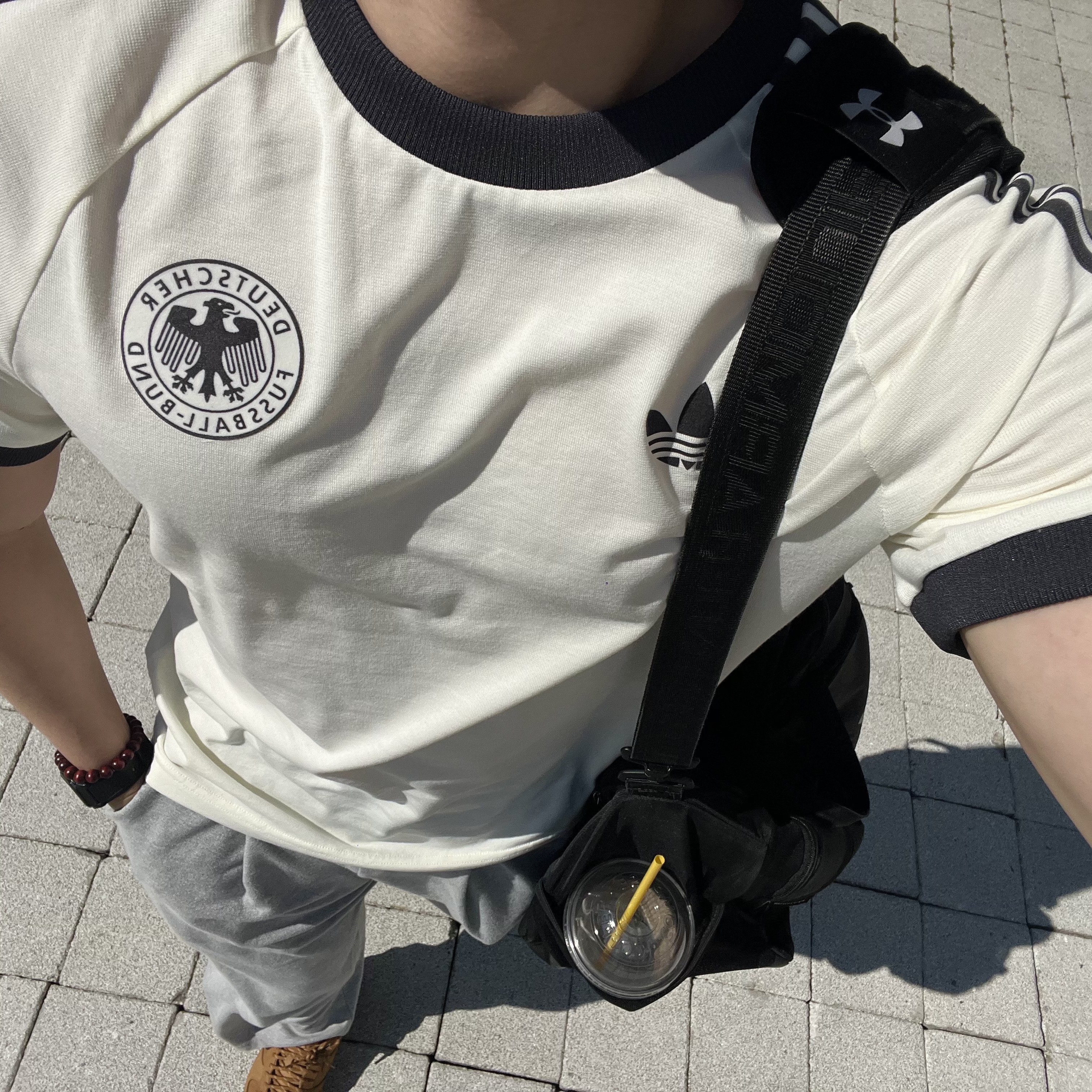 Adidas German Adicolor Classic 3-Stripes T-Shirt Off White - KR Sizing 착용 스타일