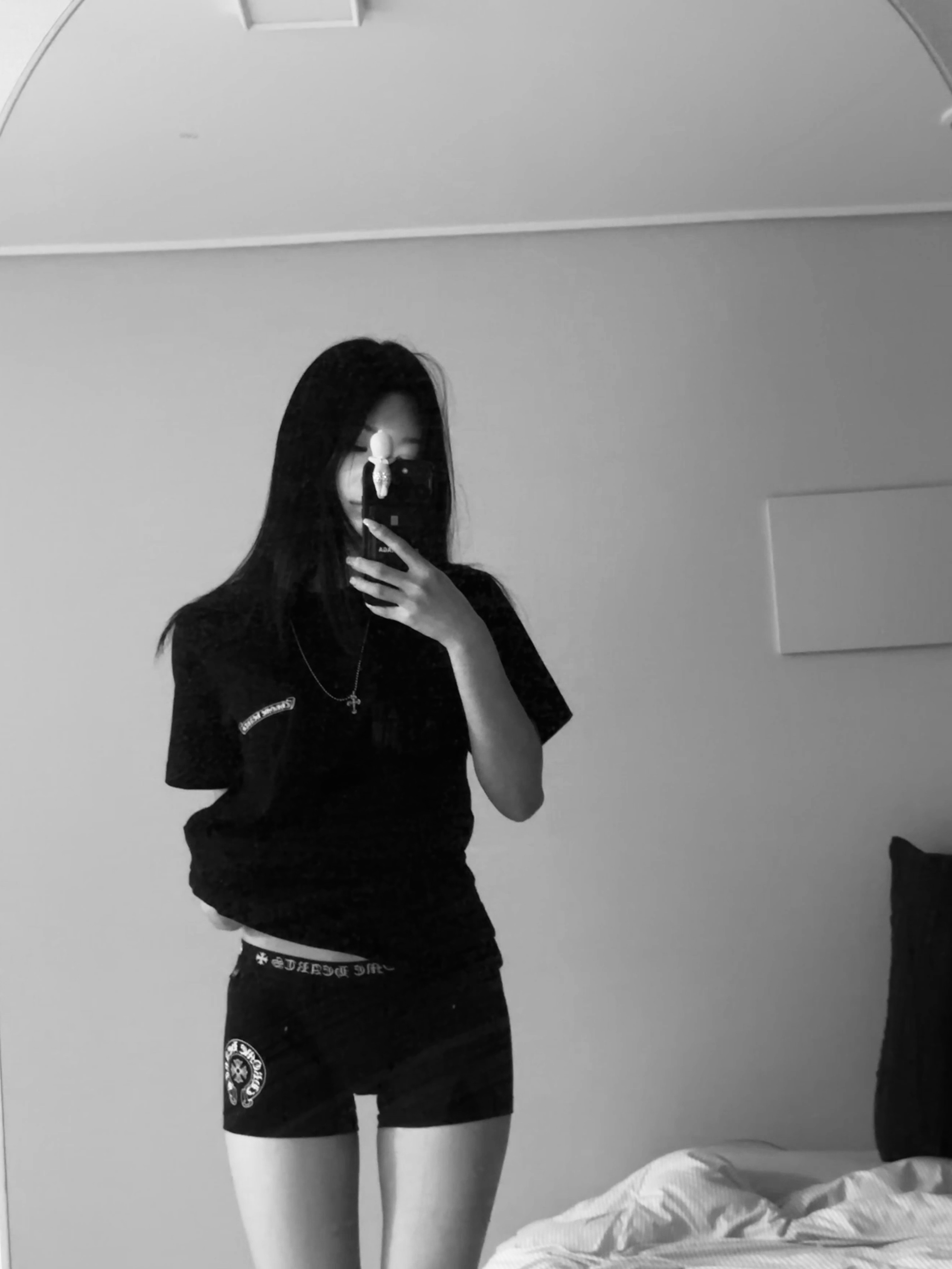 Chrome Hearts Boxer Brief Black, Chrome Hearts Scroll Logo T-Shirt Black 착용 스타일 - 2