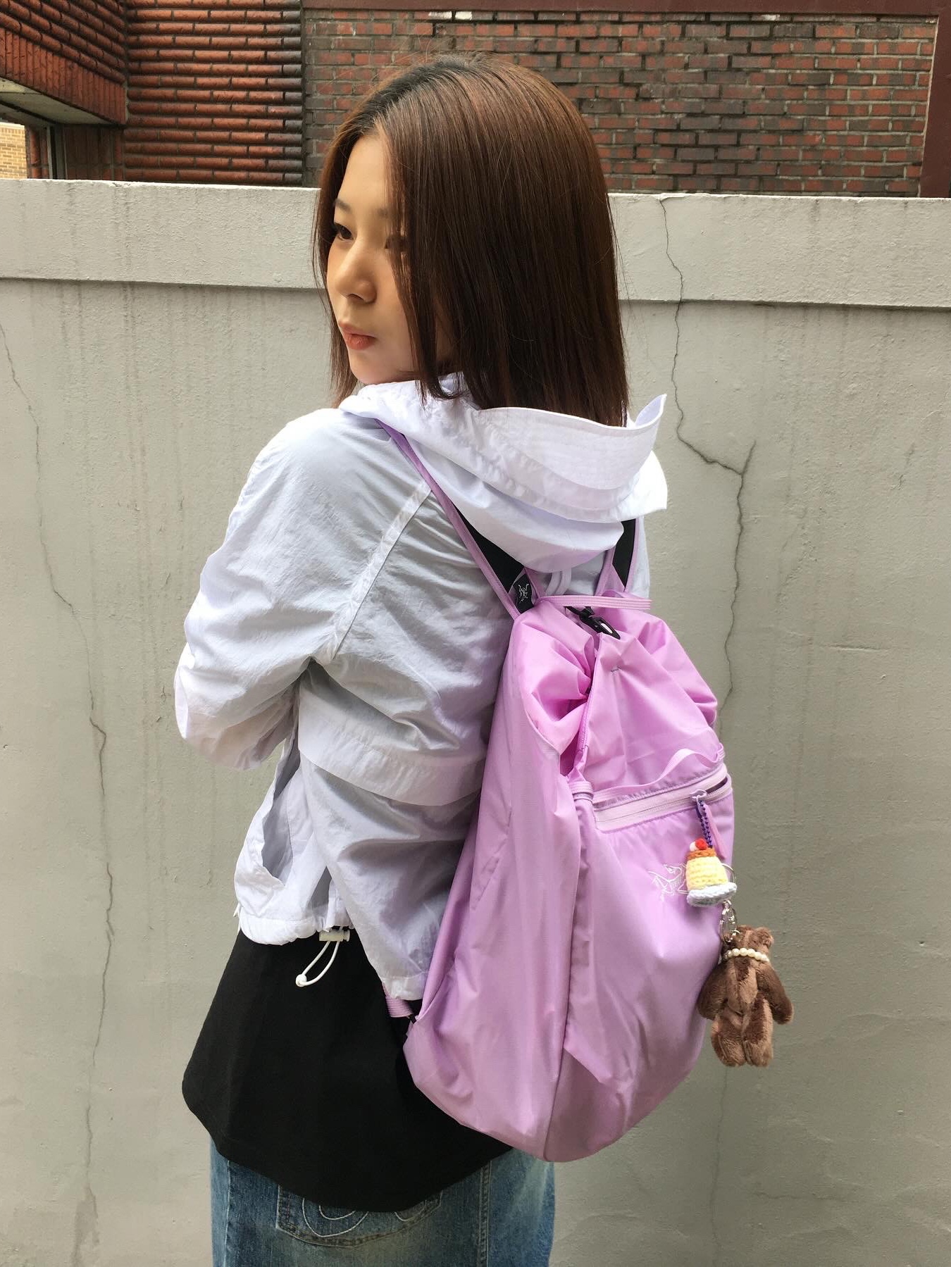 Arc'teryx Heliad 10 Backpack Storm Glow 착용 스타일 - 1