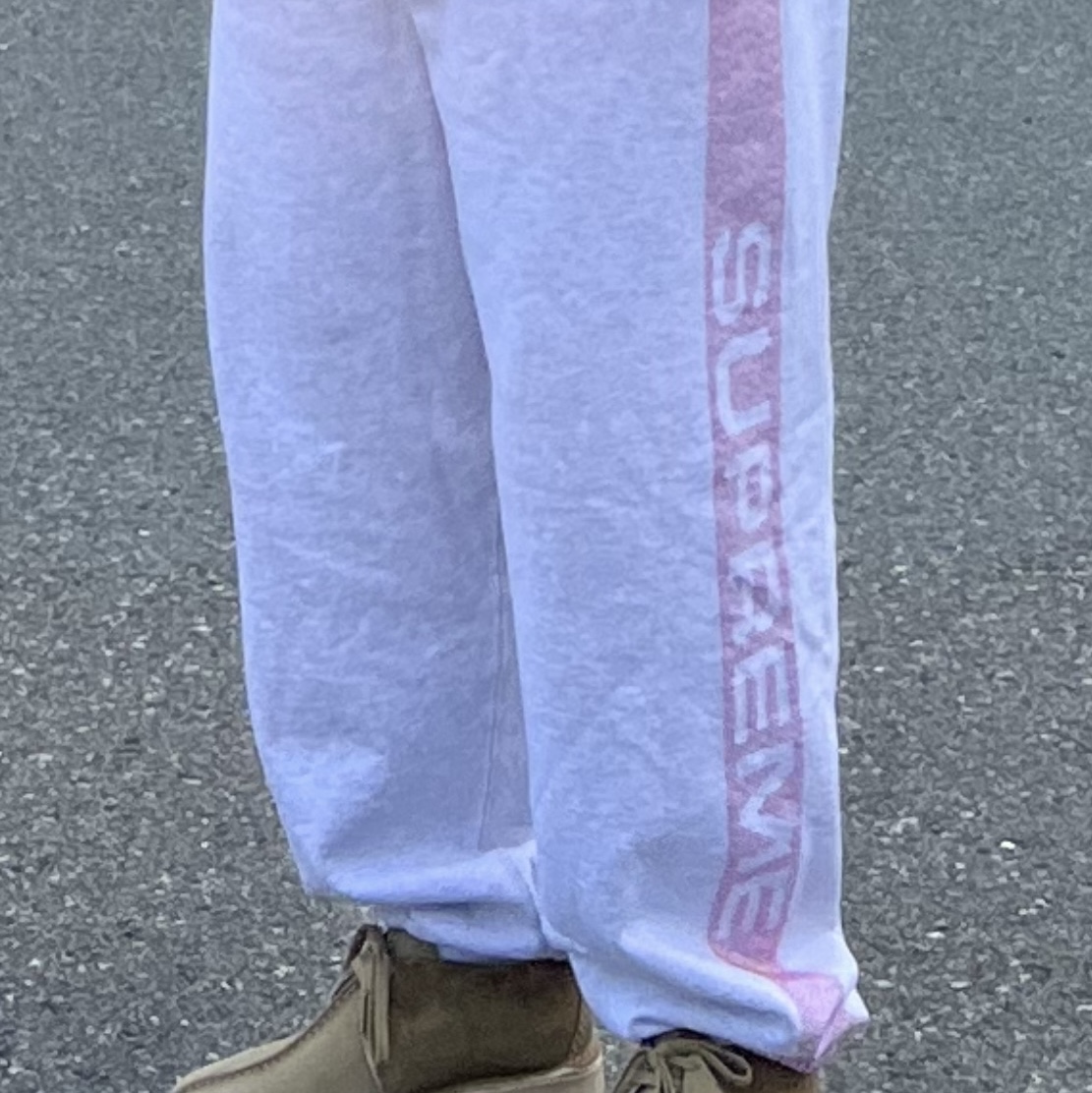 Supreme Jacquard Stripe Sweatpant Ash Grey - 24SS 착용 스타일 - 2