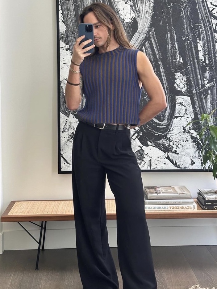 Eckhaus Latta Keyboard Vest Coffee 착용 스타일