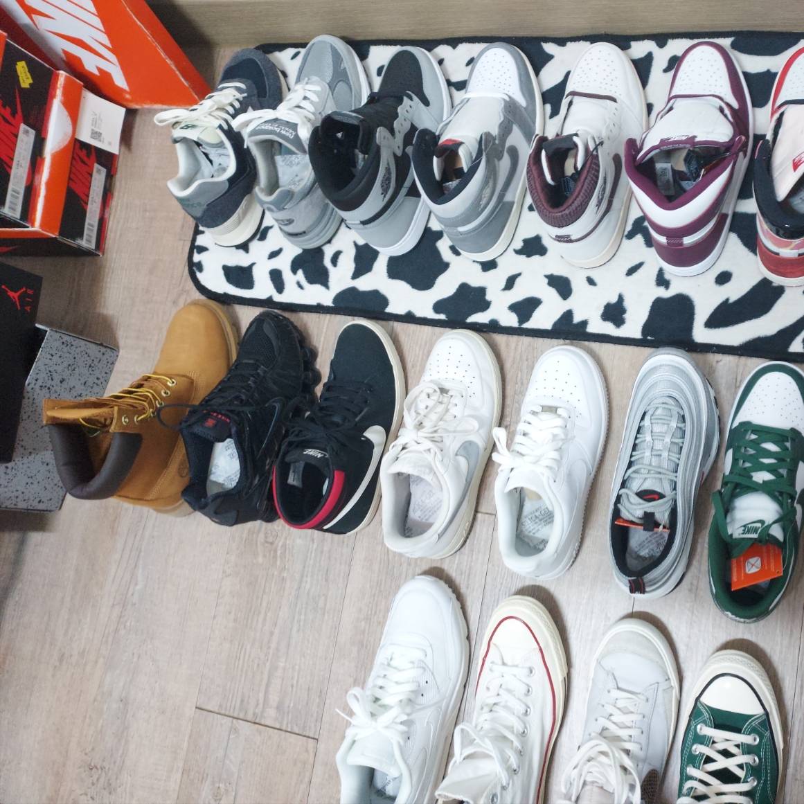 Jordan 1 x Travis Scott Retro Low OG SP Black Phantom, Jordan 1 Retro High OG Chicago 2022 착용 스타일 - 2